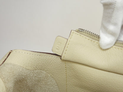 Hermes Good News PM in pelle Taurillon Clemence, colore Parchemin, pochette a tracolla@□L