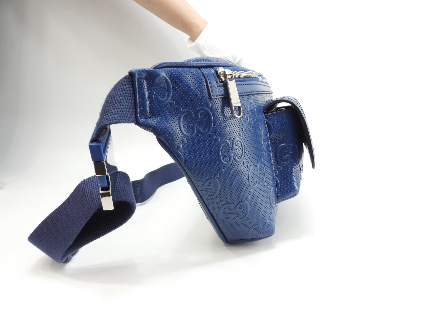 Gucci marsupio grande in pelle martellata con monogramma GG blu, borsa a tracolla/cintura, pari al nuovo @ 1