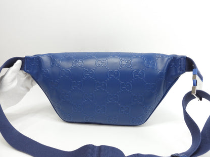 Gucci marsupio grande in pelle martellata con monogramma GG blu, borsa a tracolla/cintura, pari al nuovo @ 1