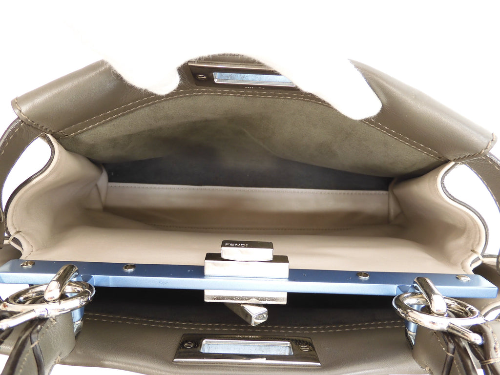 Fendi Peekaboo Regular in pelle grigia con tracolla, condizioni eccellenti @ 4