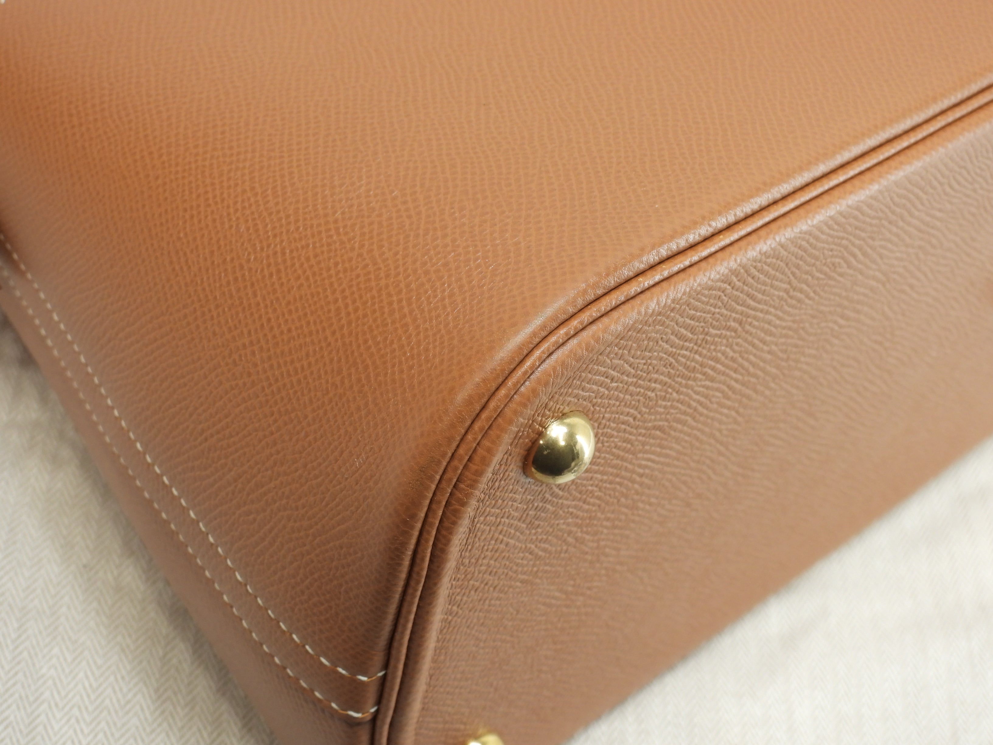 Hermès Bolide 35 Courchevel Oro con hardware dorato, borsa a mano/borsa tote con tracolla, condizioni eccellenti @□A 5