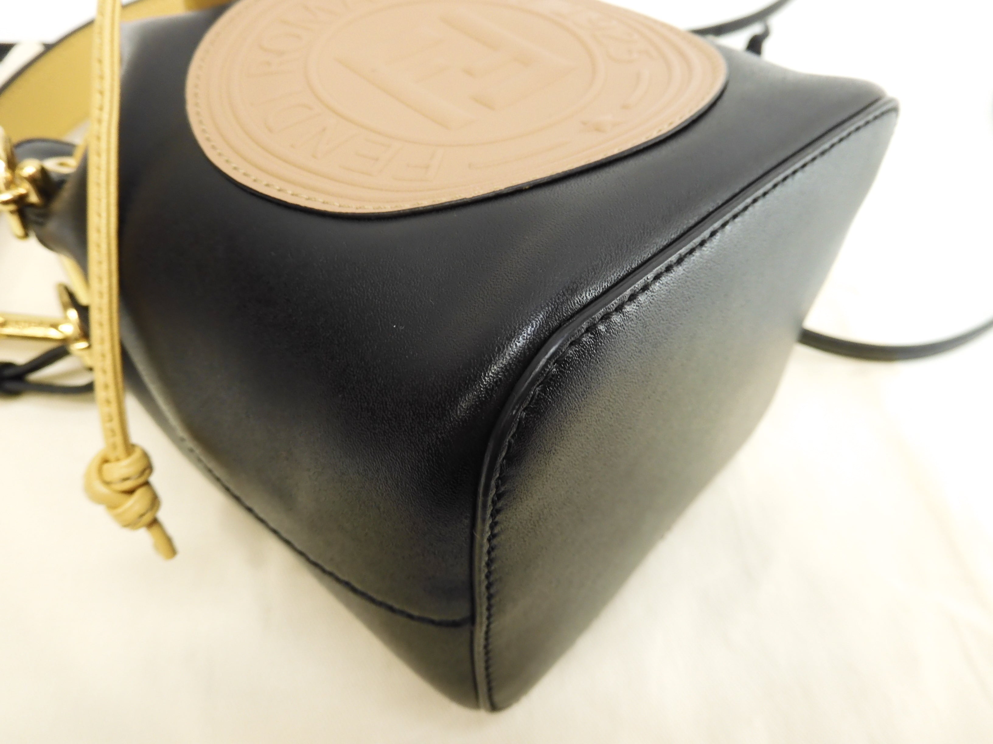 Fendi Borsa a mano Mon Tresor in pelle nera/beige pochette, ottime condizioni@ 4