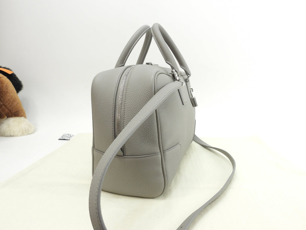 Loewe Amazona 28 con tracolla, pelle stampata grigia, borsa a mano, hardware argento, Anagram, condizioni eccellenti@062240