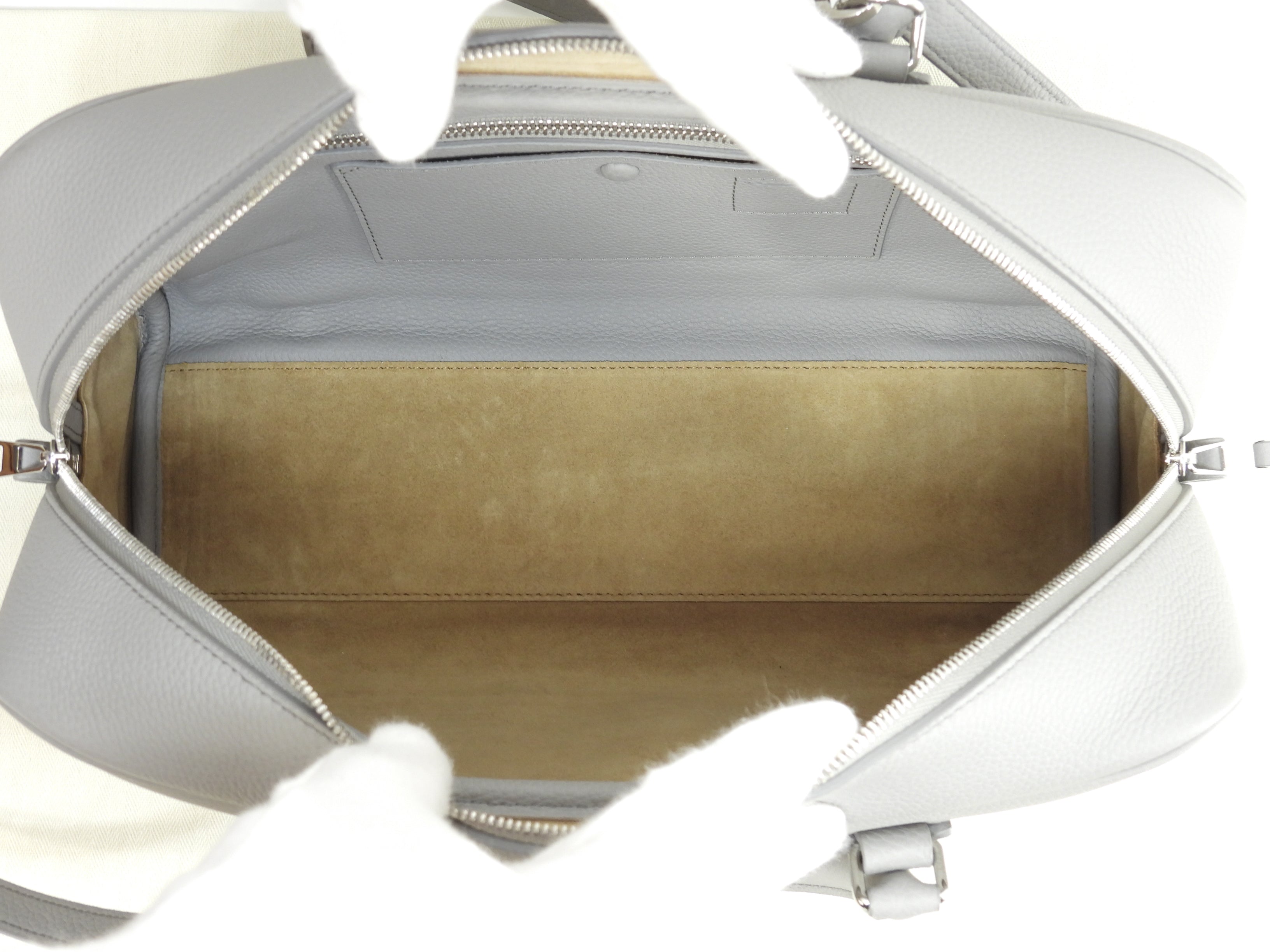 Loewe Amazona 28 con tracolla, pelle stampata grigia, borsa a mano, hardware argento, Anagram, condizioni eccellenti@062240