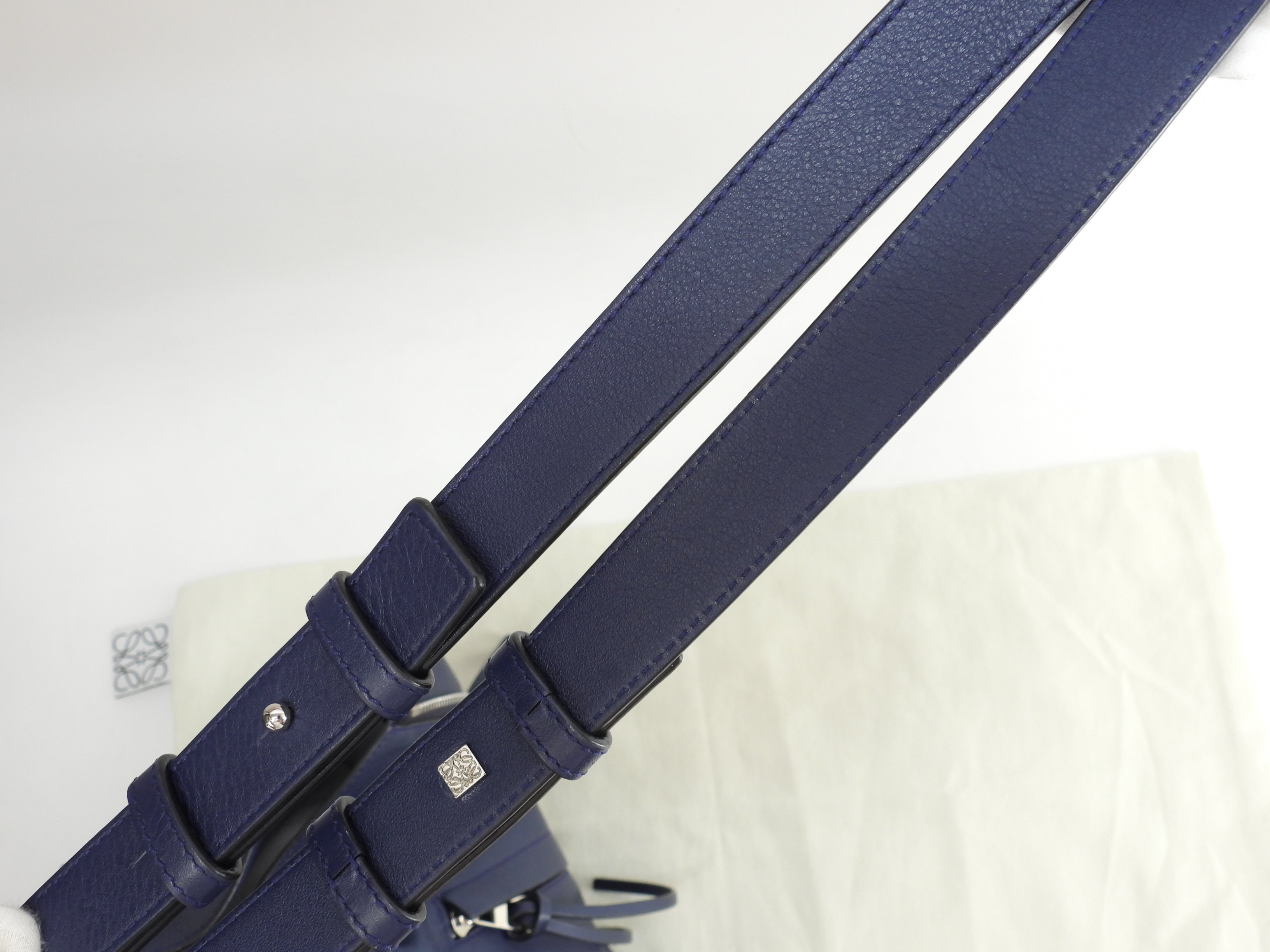 LOEWE Hammock Small Borsa a Mano a Tracolla in Pelle Marine Ottime Condizioni@051702