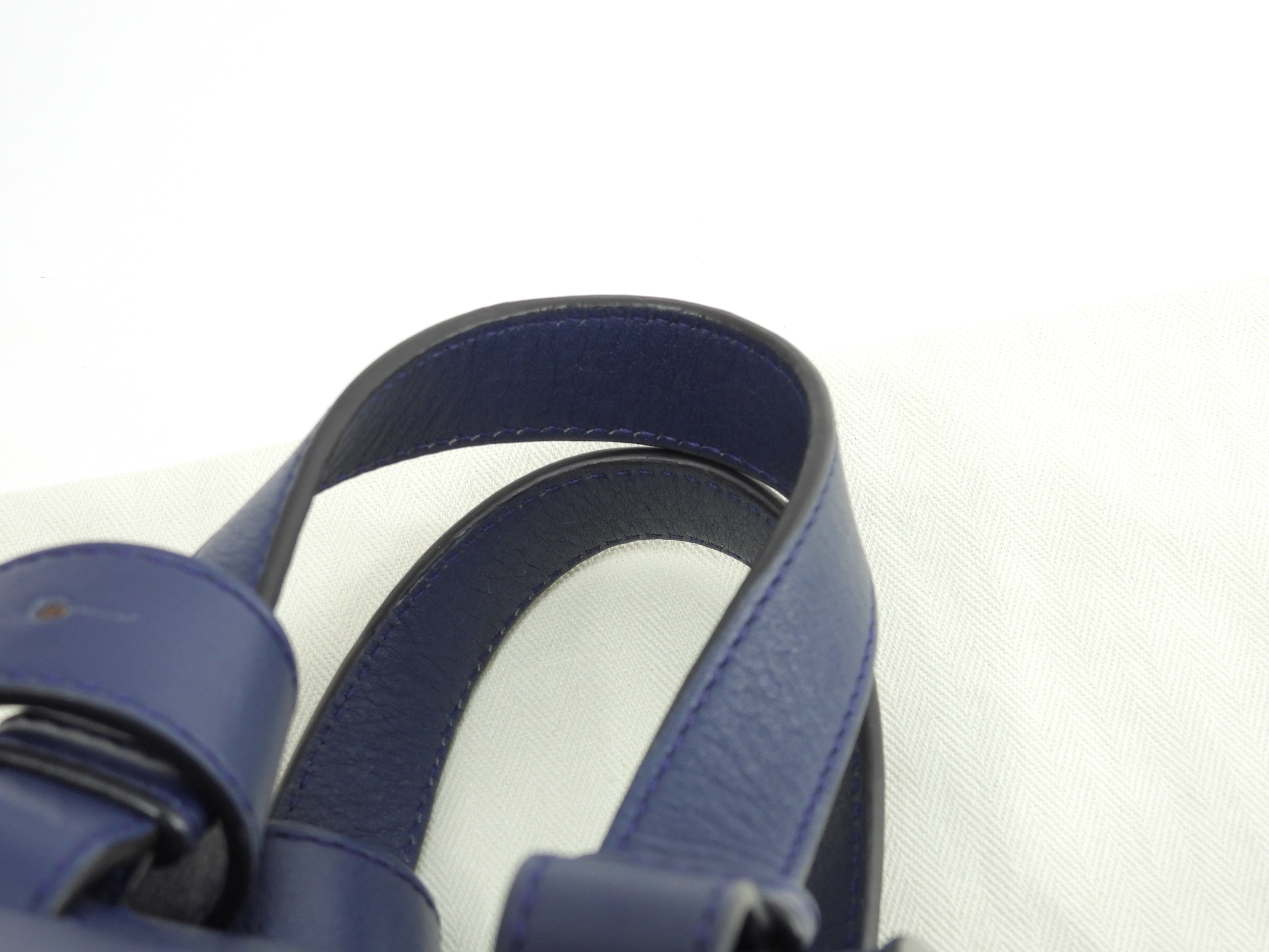LOEWE Hammock Small Borsa a Mano a Tracolla in Pelle Marine Ottime Condizioni@051702