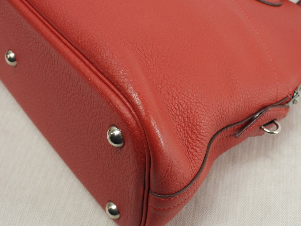 Hermès Bolide 31 Togo rosso, metalleria argentata, con tracolla, condizioni eccellenti @□H