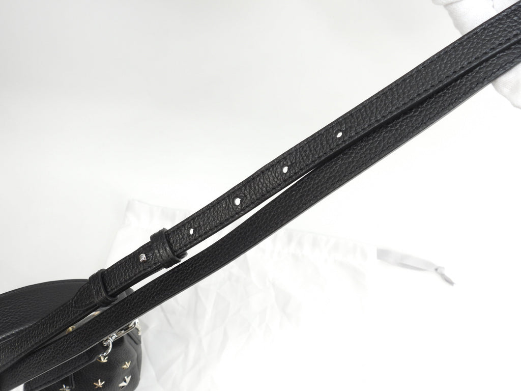 Jimmy Choo Sky - Borsa a mano mini in pelle nera con borchie a stella, mai usata @NDM0YR