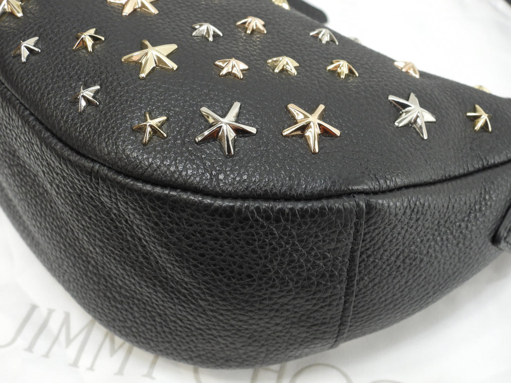 Jimmy Choo Sky - Borsa a mano mini in pelle nera con borchie a stella, mai usata @NDM0YR