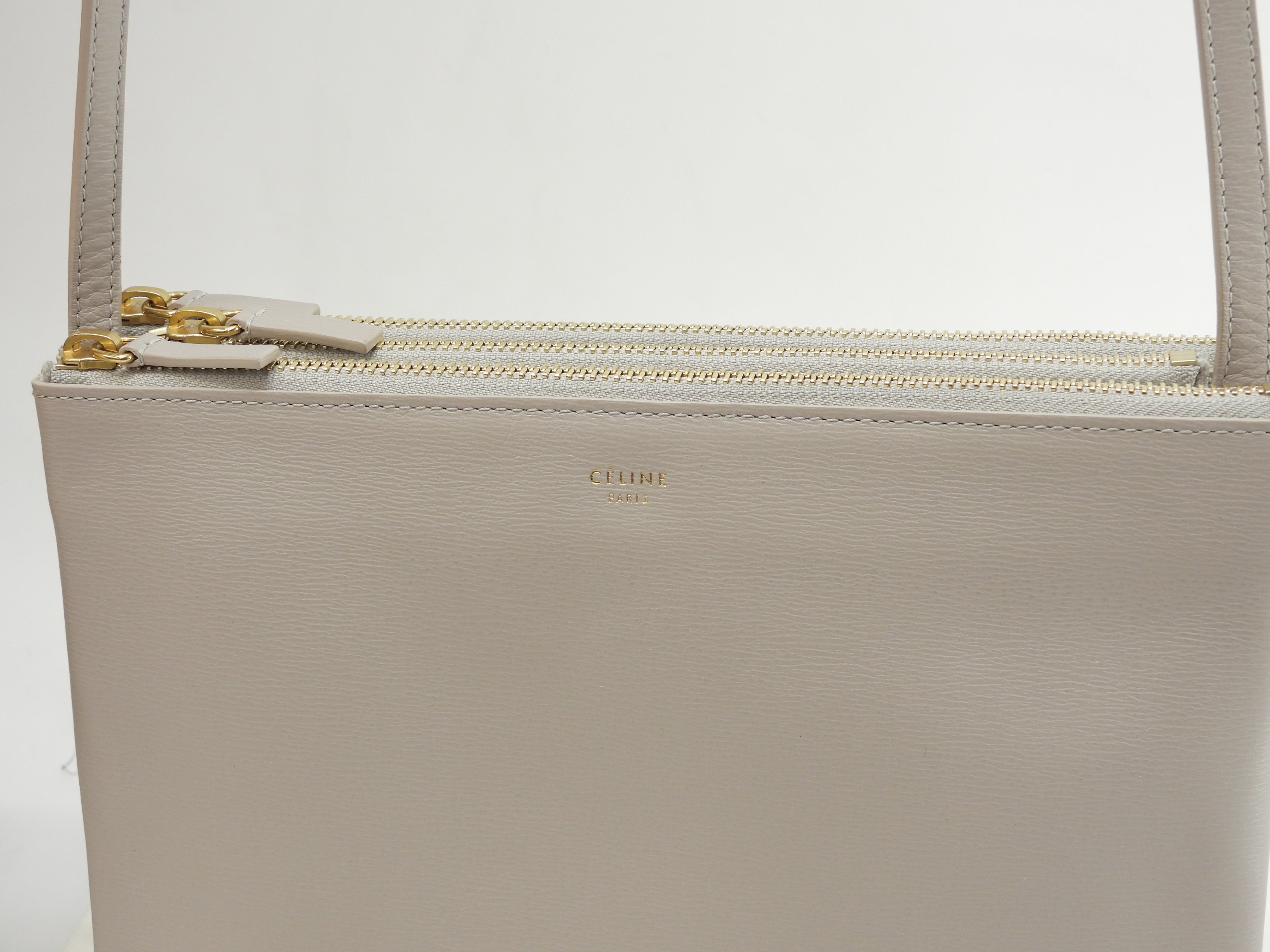 Celine Trio Large Pochette in pelle goffrata grigio chiaro, borsa a tracolla @S-GA-4187