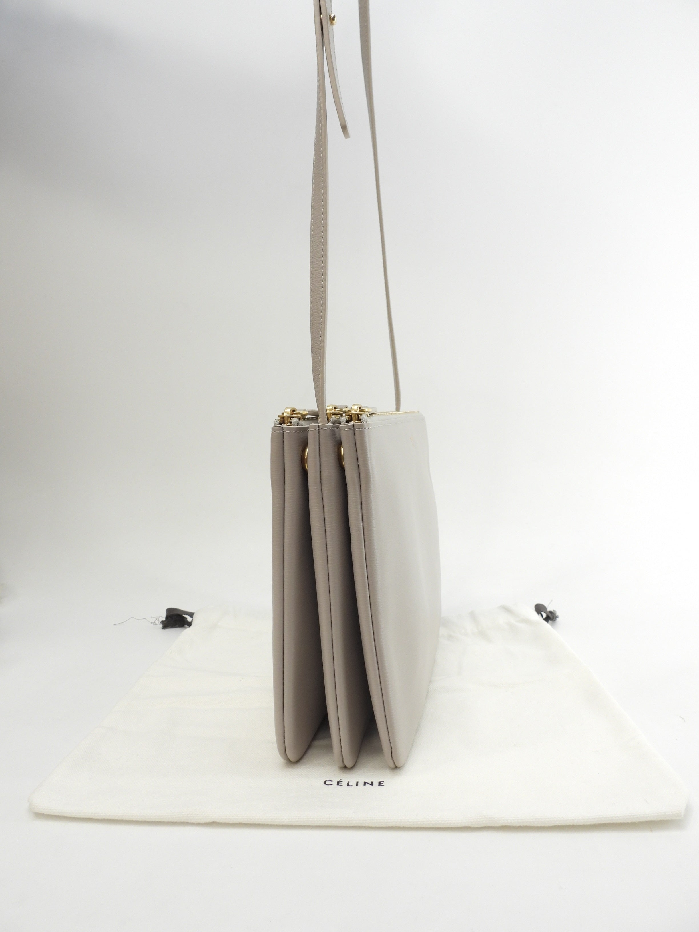 Celine Trio Large Pochette in pelle goffrata grigio chiaro, borsa a tracolla @S-GA-4187
