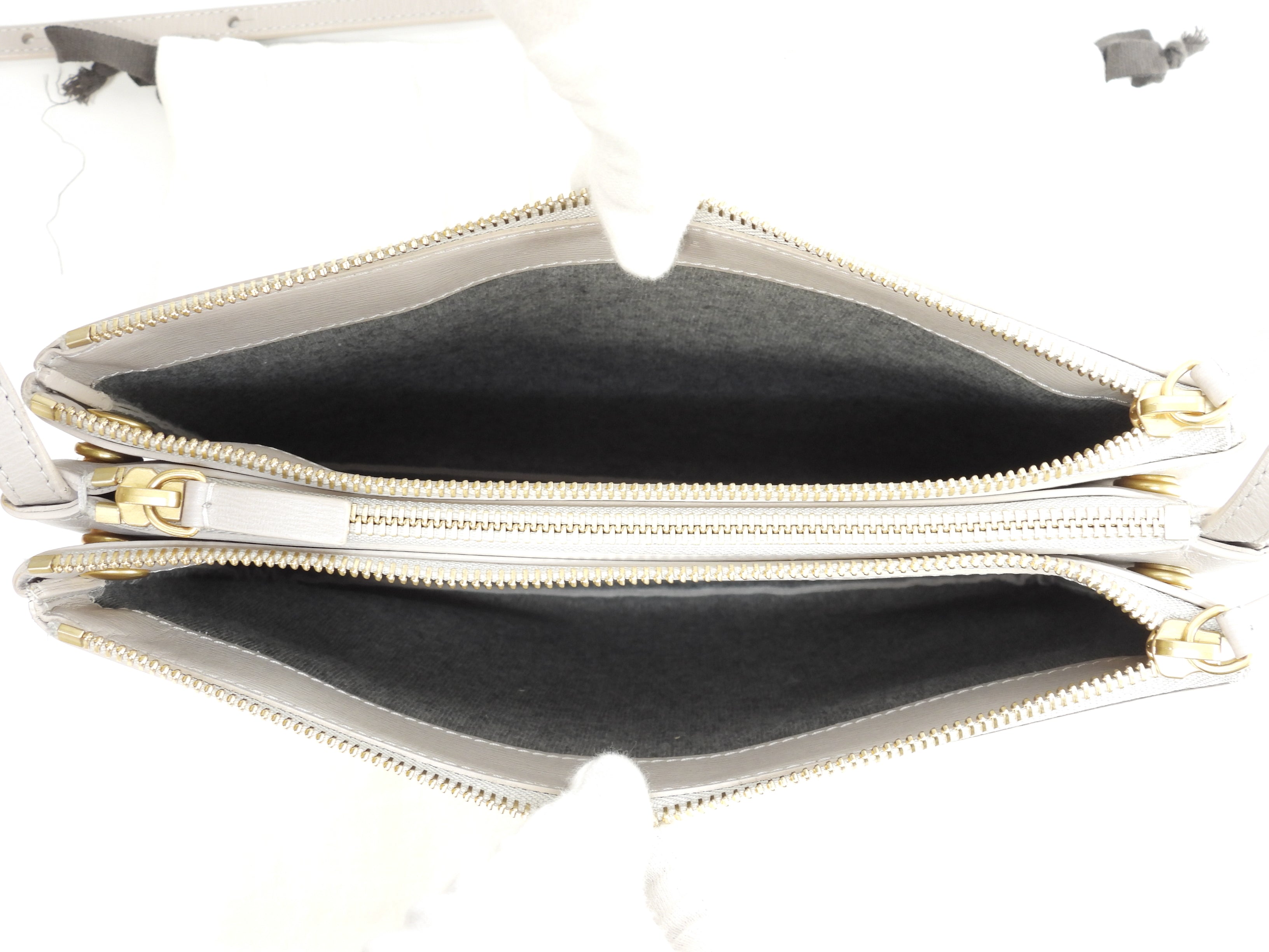 Celine Trio Large Pochette in pelle goffrata grigio chiaro, borsa a tracolla @S-GA-4187