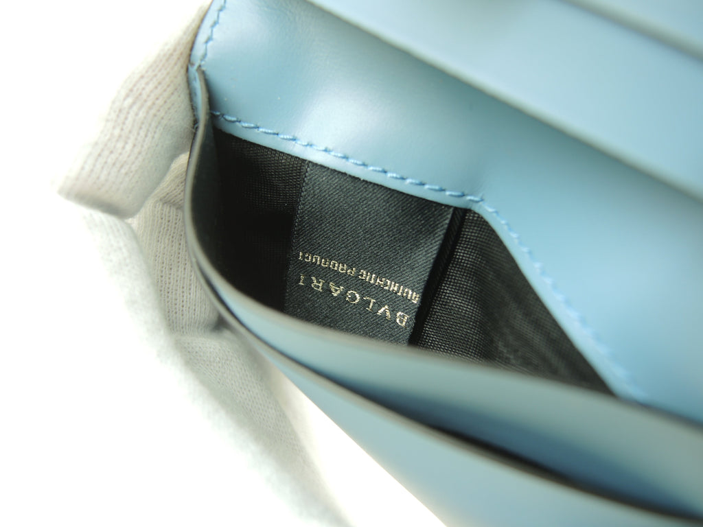 Bvlgari, portafoglio a tre ante Serpenti, pelle goffrata azzurra, mini portafoglio, nuovo con etichette@ 9