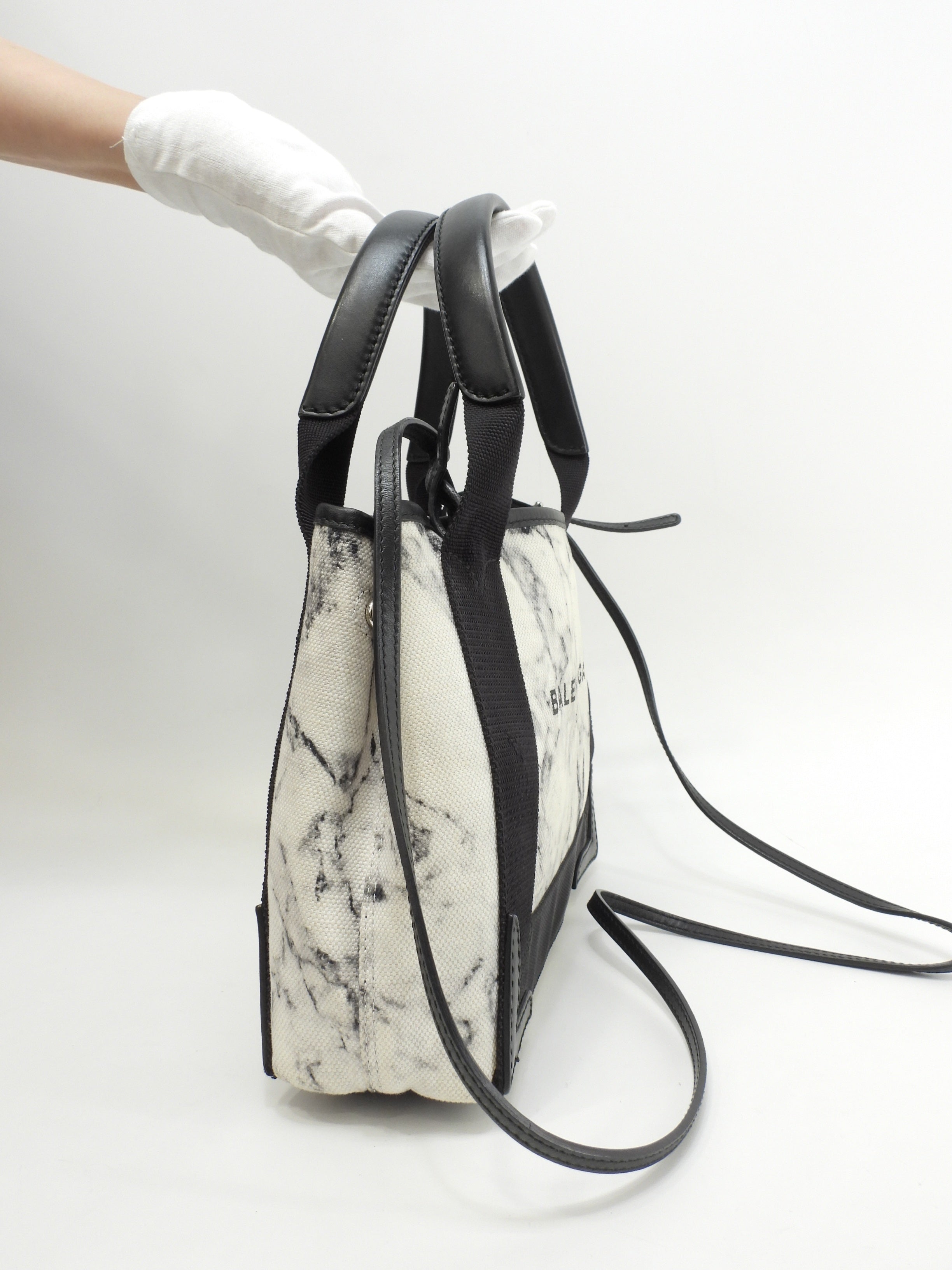 Balenciaga Navy Cabas XS in tela/pelle, motivo marmo bianco e nero, pochette mini borsa a mano @ 18