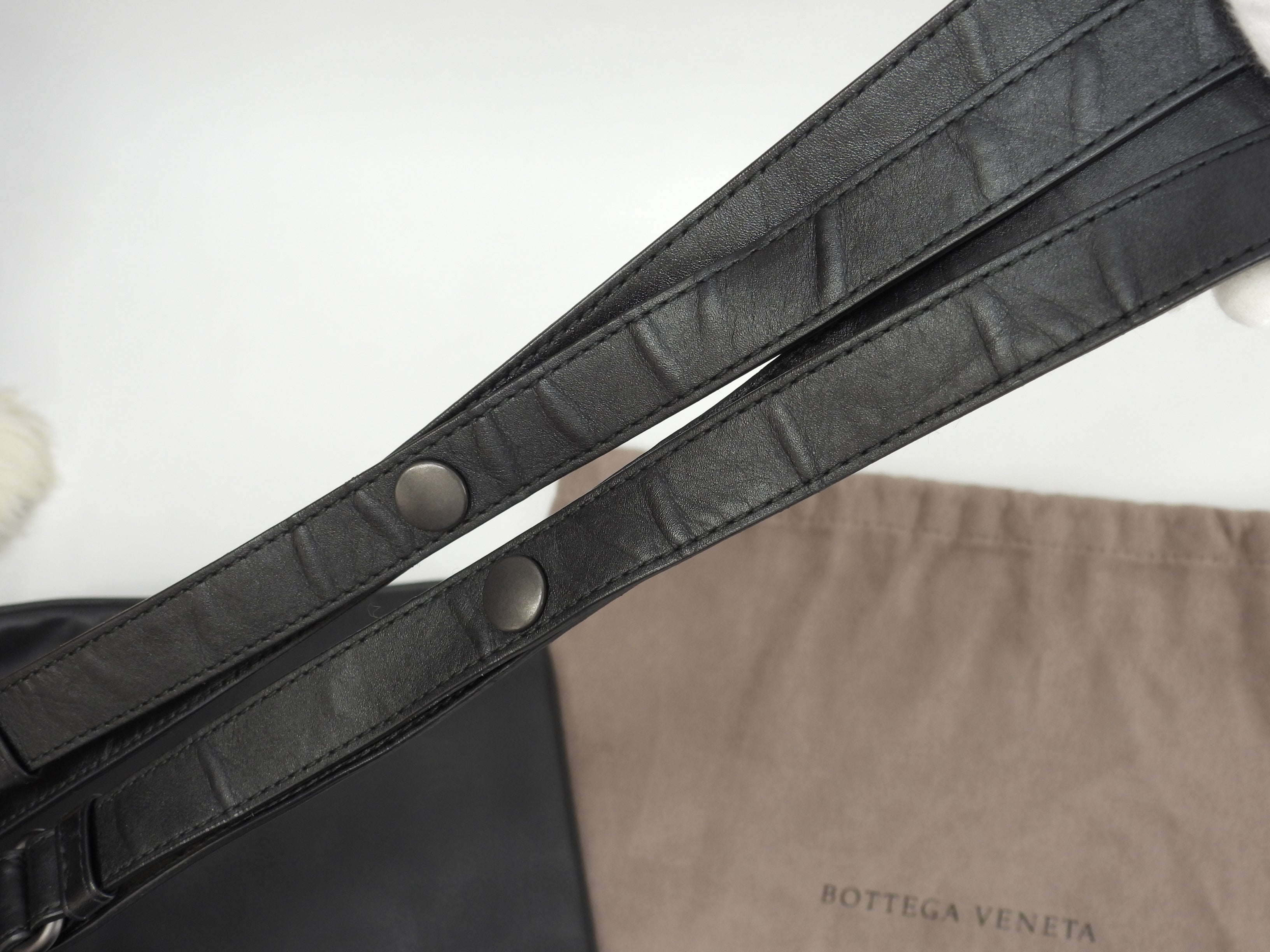 Bottega Veneta Doppia pochette Intrecciato in pelle nera tracolla a spalla @ 247