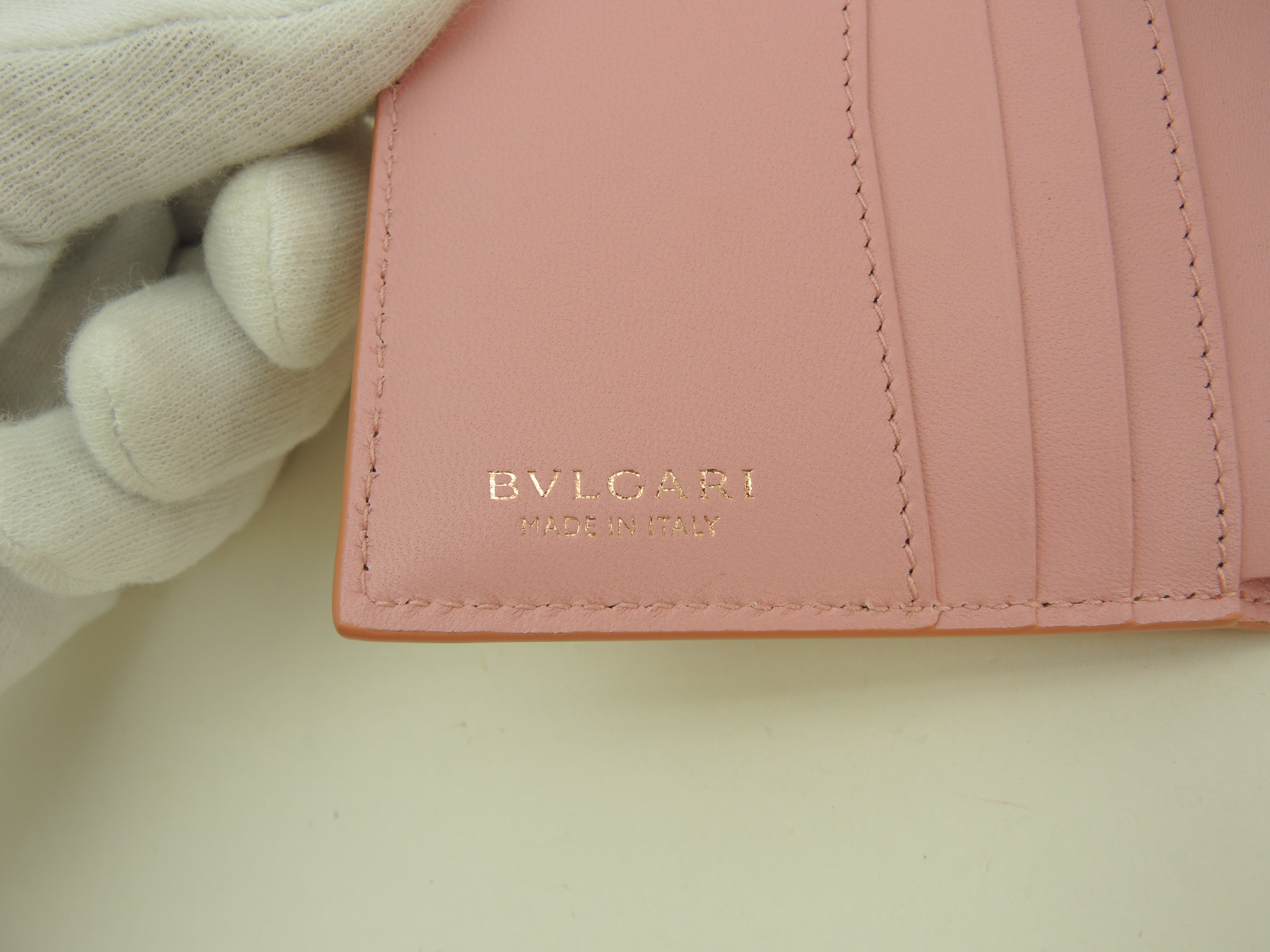 BVLGARI Portafoglio a tre ante Serpenti in pelle/rosa salmone Forever Small Wallet Inutilizzato@ 11