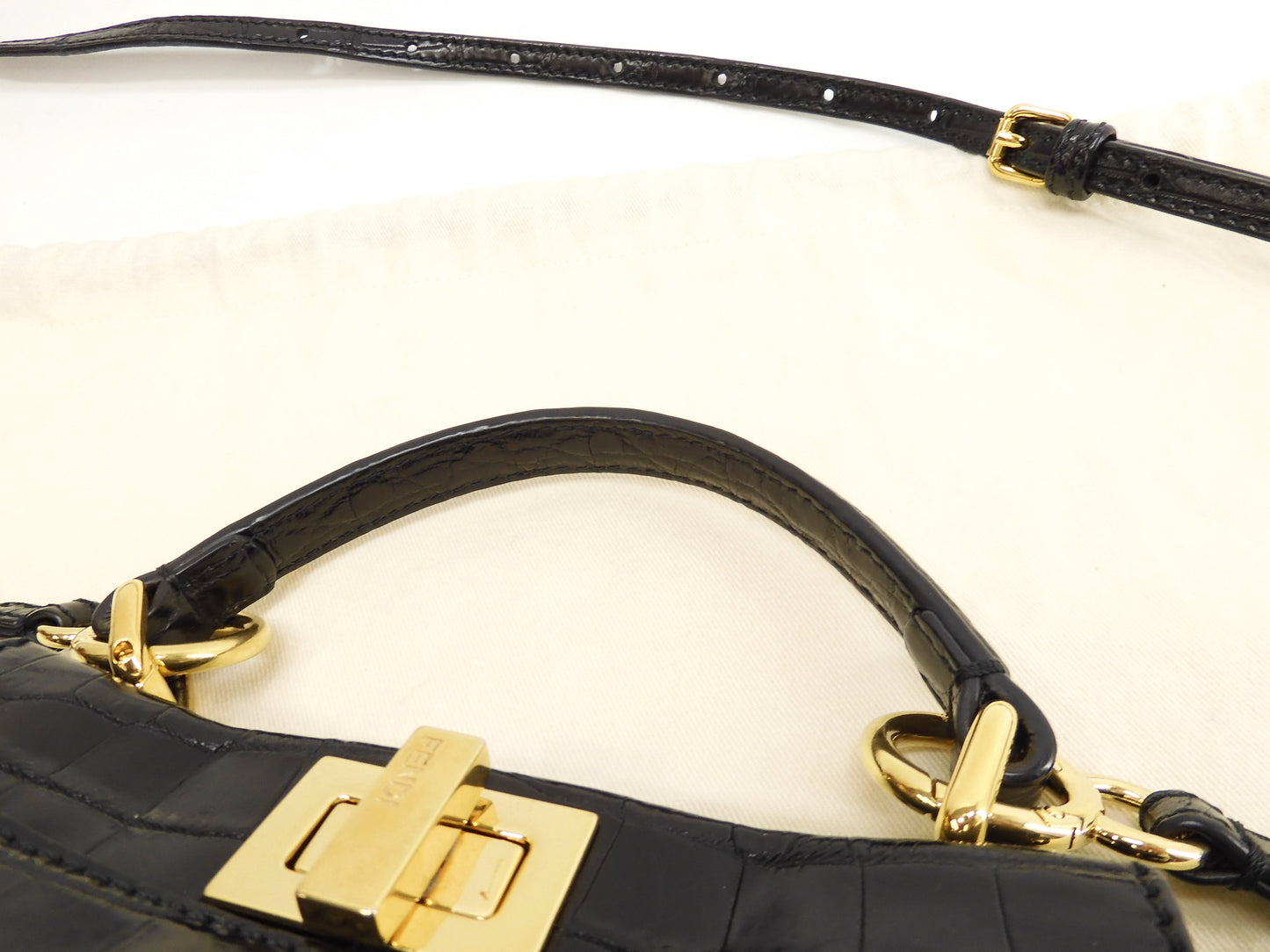 Fendi Mini Peekaboo, coccodrillo nero, borsa a tracolla con cinghia, pochette @ 79