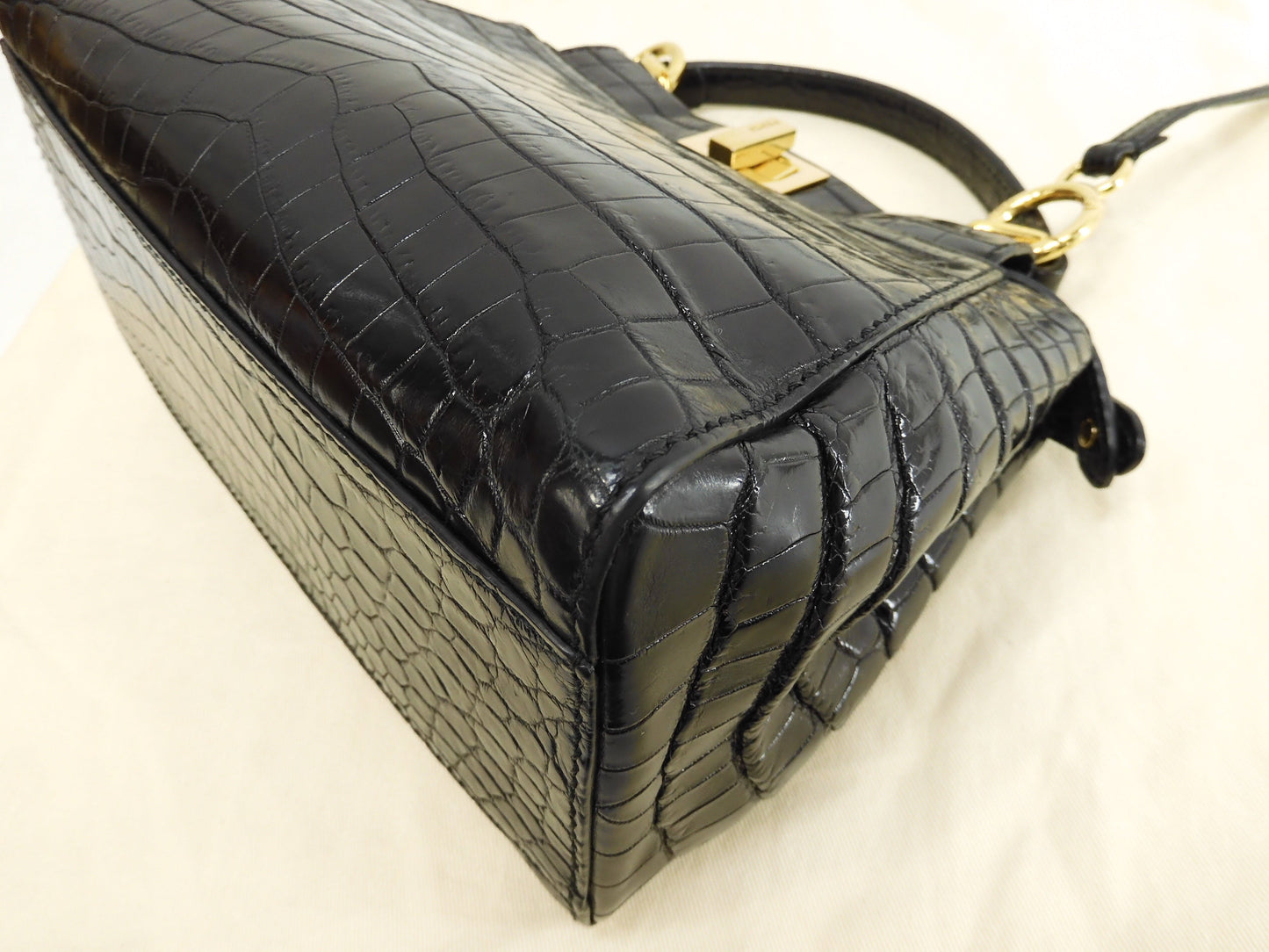 Fendi Mini Peekaboo, coccodrillo nero, borsa a tracolla con cinghia, pochette @ 79