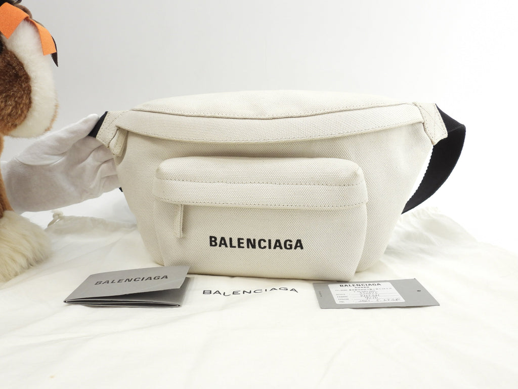Balenciaga Marsupio Everyday in denim di cotone bianco, borsa a tracolla, marsupio @ 33