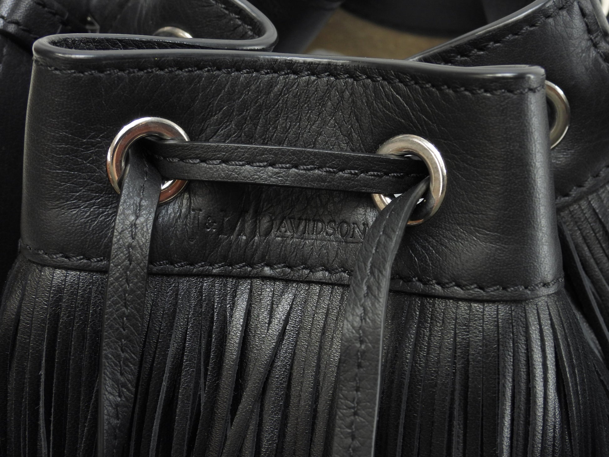 J&Mdavidson Carnival Frange, borsa a tracolla 2way in pelle nera, condizioni eccellenti@TBA