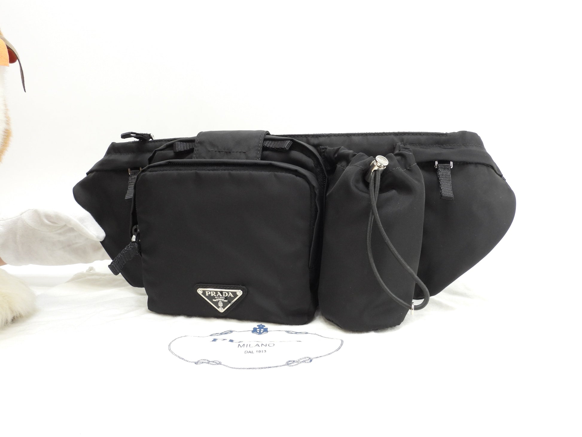 プラダ ボディバッグ中 ナイロン 黒 ウエストバッグ ヒップバッグ 美品@58/C