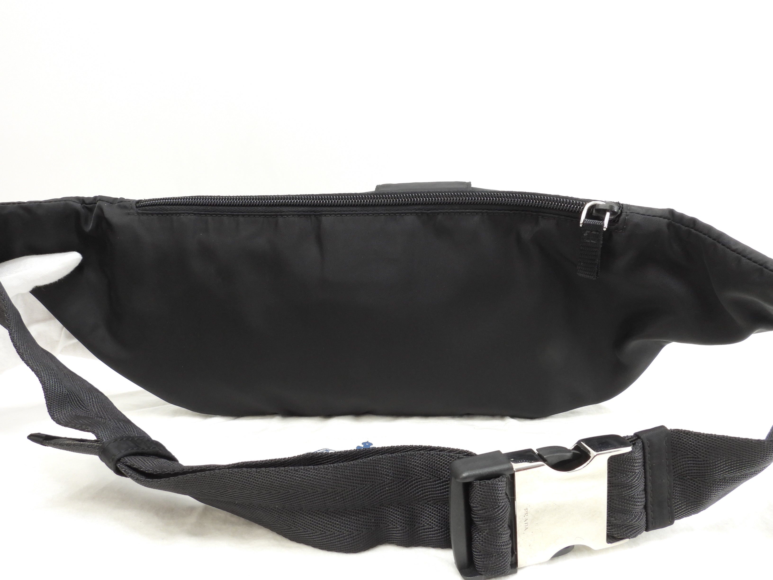 Prada marsupio in nylon nero, in ottime condizioni @58/C