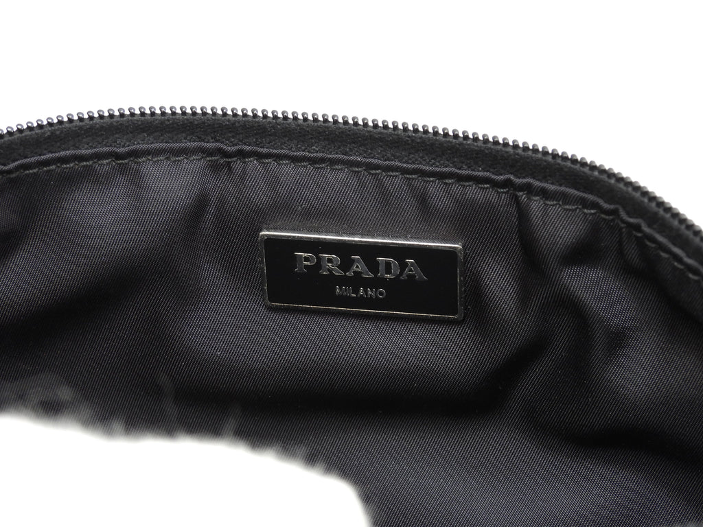 プラダ ボディバッグ中 ナイロン 黒 ウエストバッグ ヒップバッグ 美品@58/C