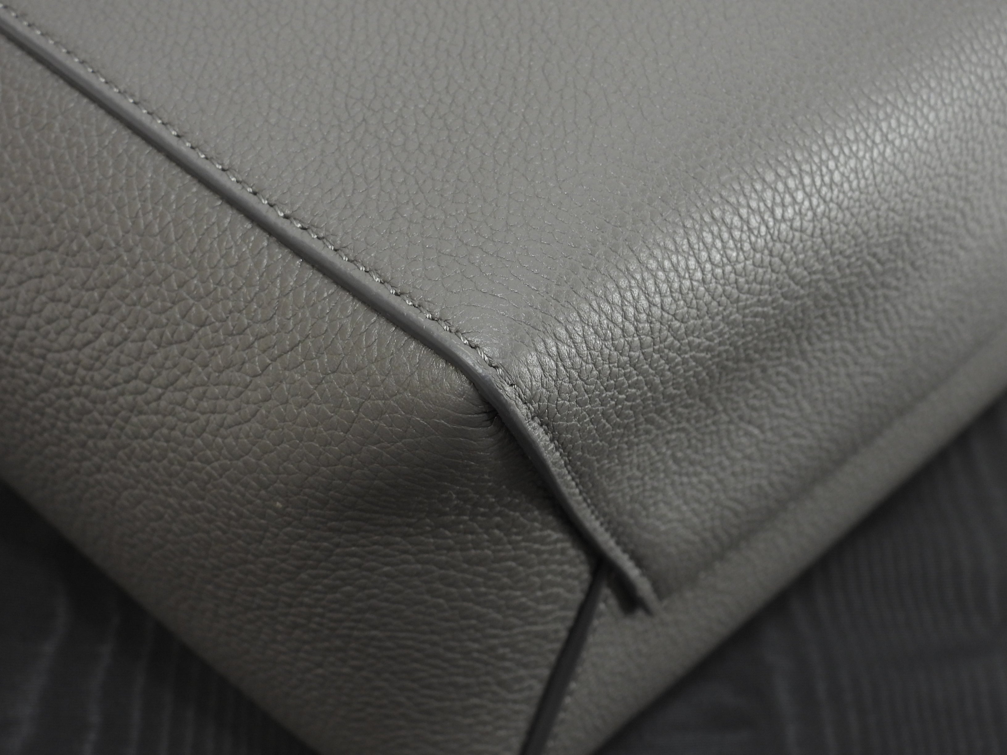 Celine Sangle Bucket Small in pelle grigia, borsa a spalla, mai usata @U-AN-5201