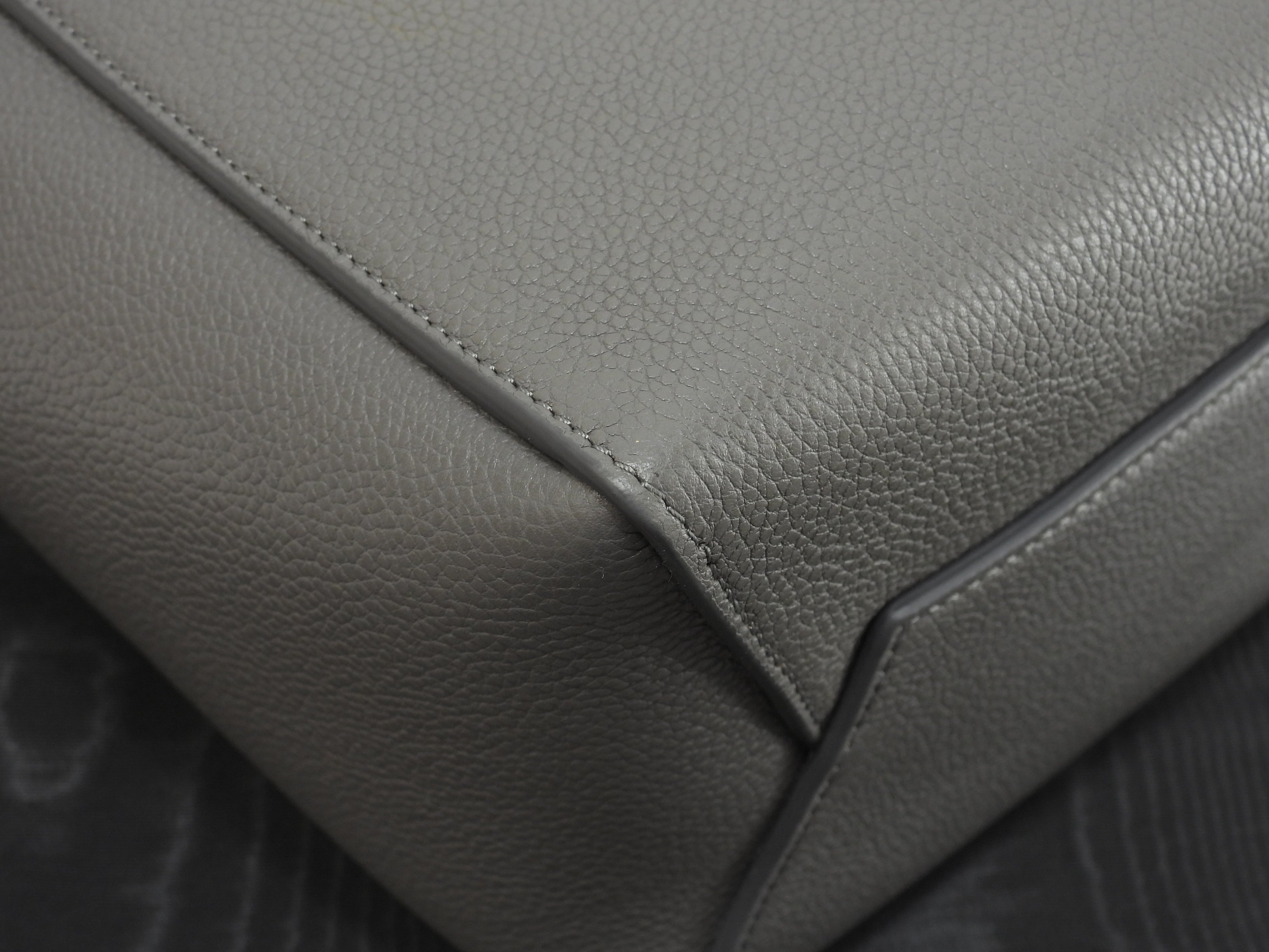 Celine Sangle Bucket Small in pelle grigia, borsa a spalla, mai usata @U-AN-5201