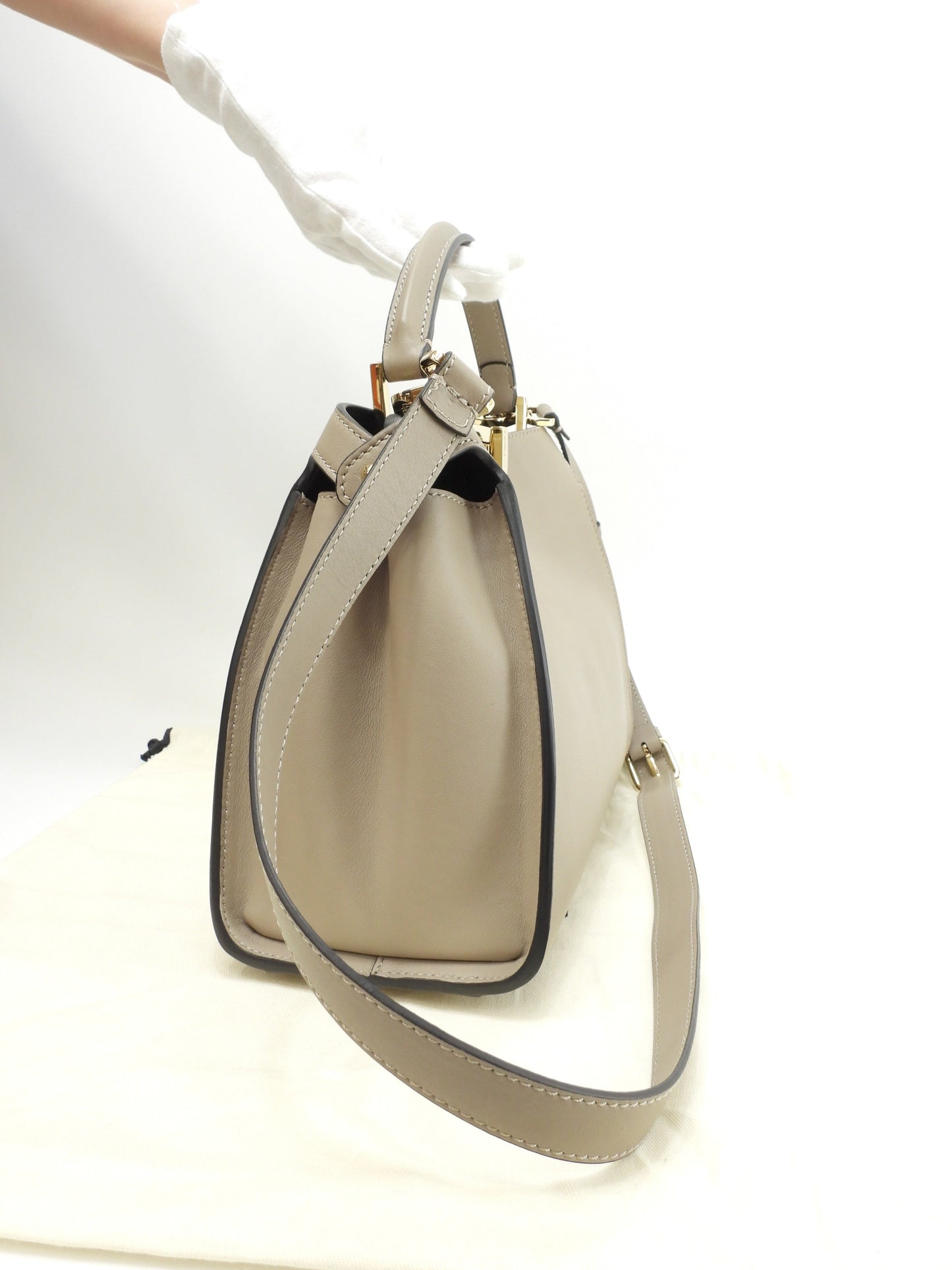 FENDI Peekaboo Mini Essential in pelle grigia, pochette, borsa a mano, in condizioni eccellenti@2