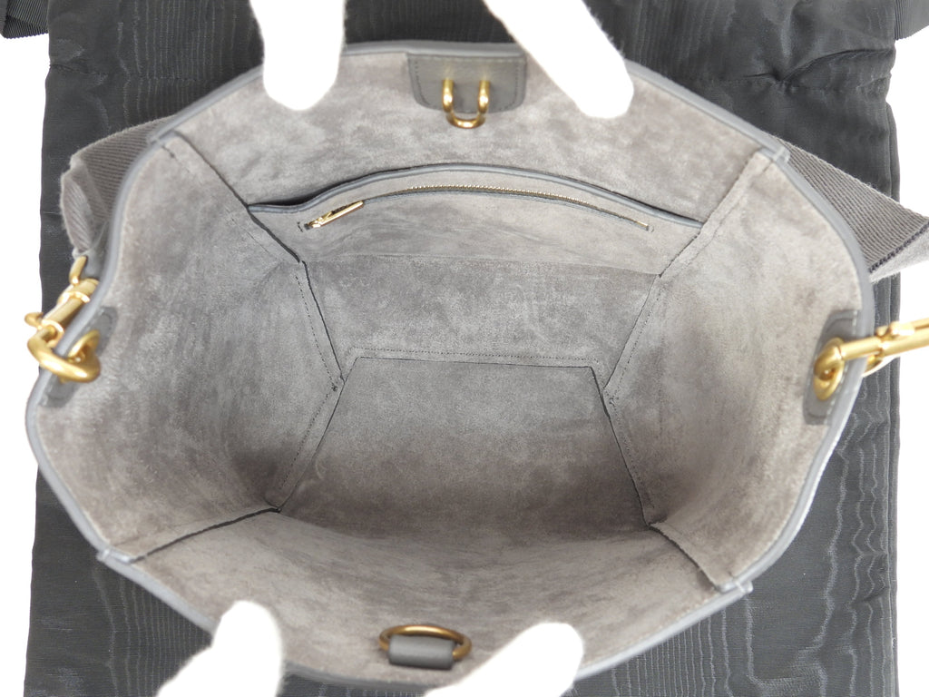 Celine Sangle Bucket Small in pelle grigia, borsa a spalla, mai usata @U-AN-5201