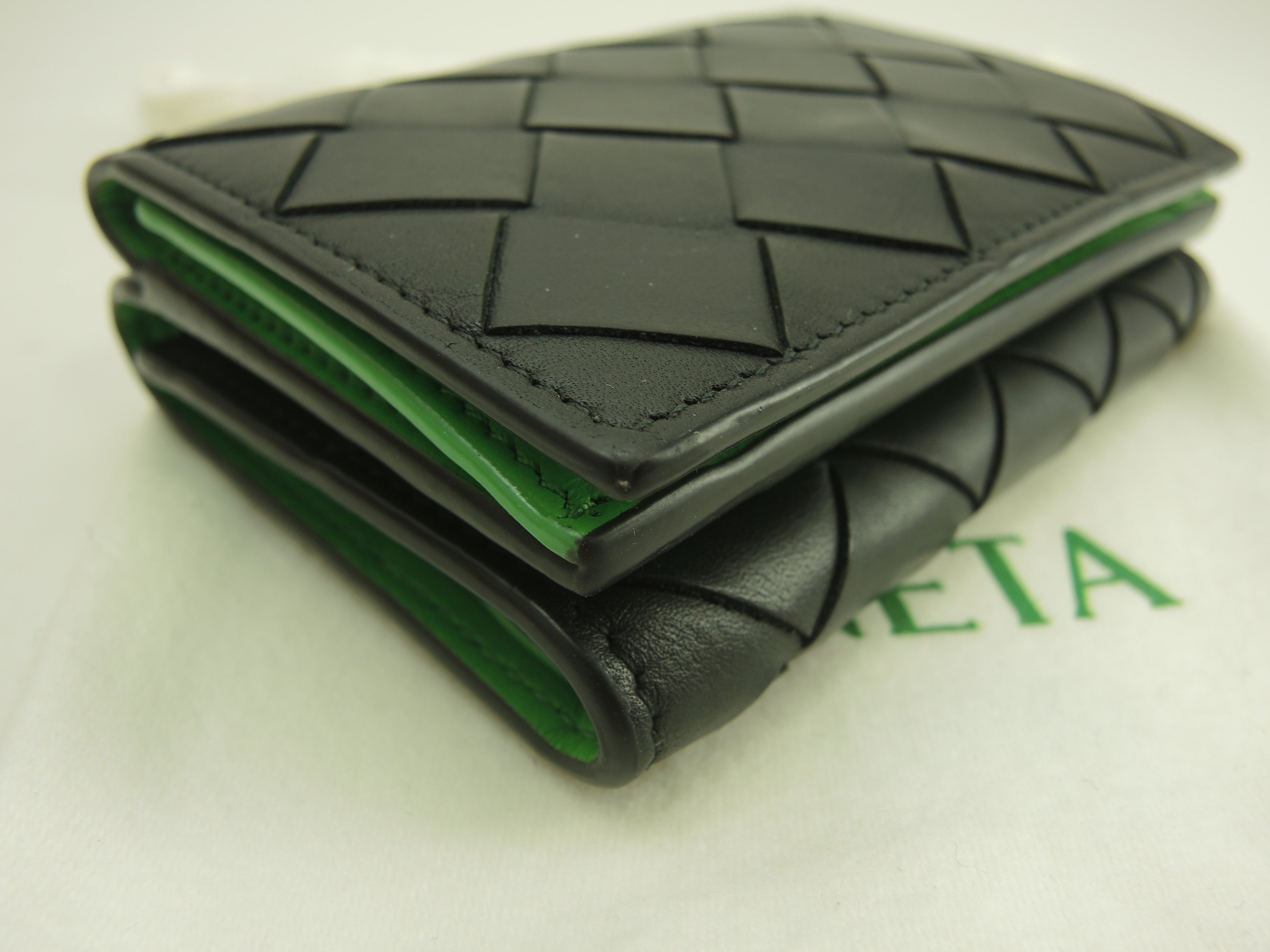 Bottega Veneta Mini Portafoglio Intrecciato Pelle Nera Verde Compatto@P02788512J