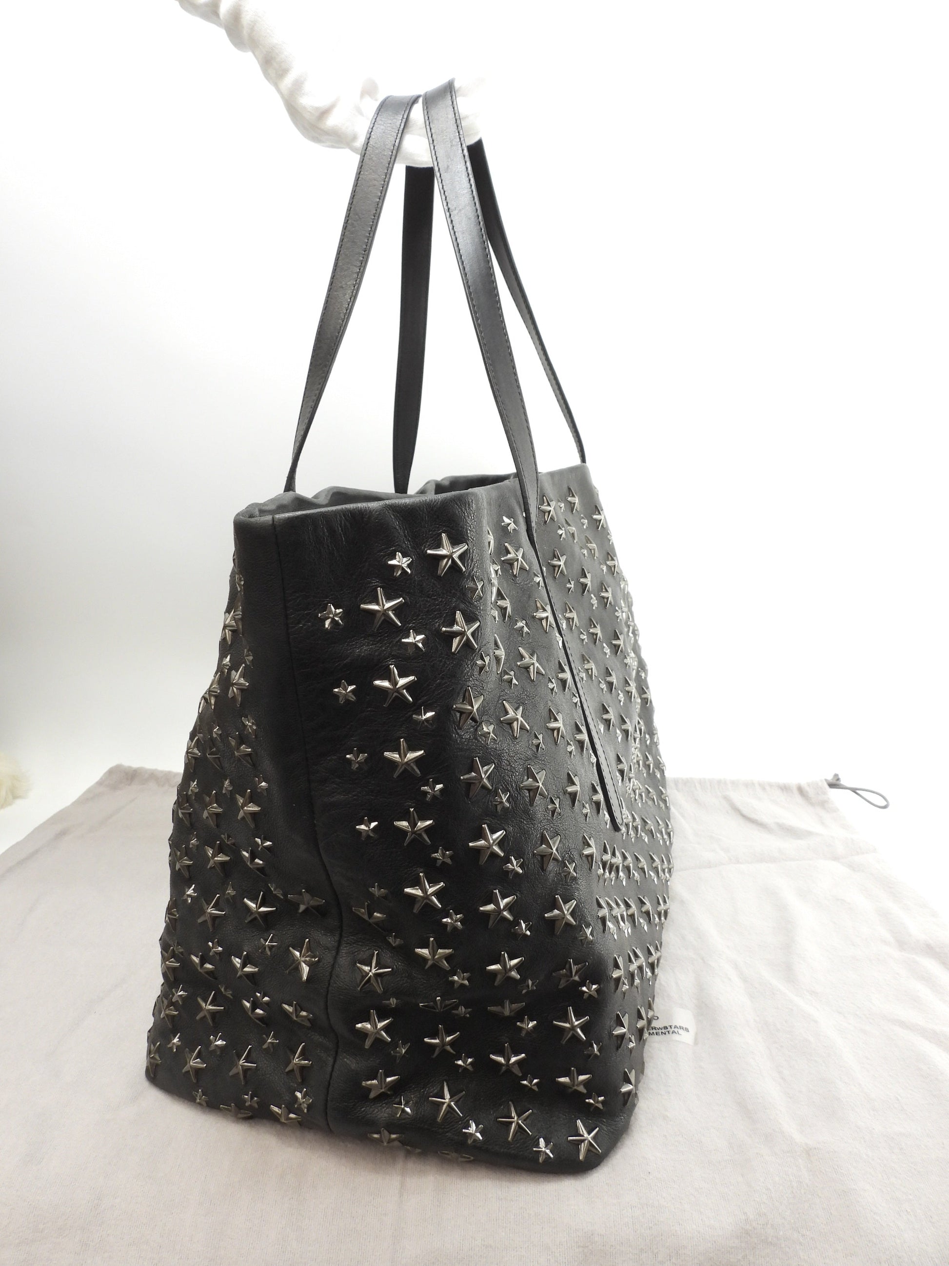 ジミーチュウ ピムリコ スタースタッズ レザー黒 メンズトートバッグ 美品@ 54