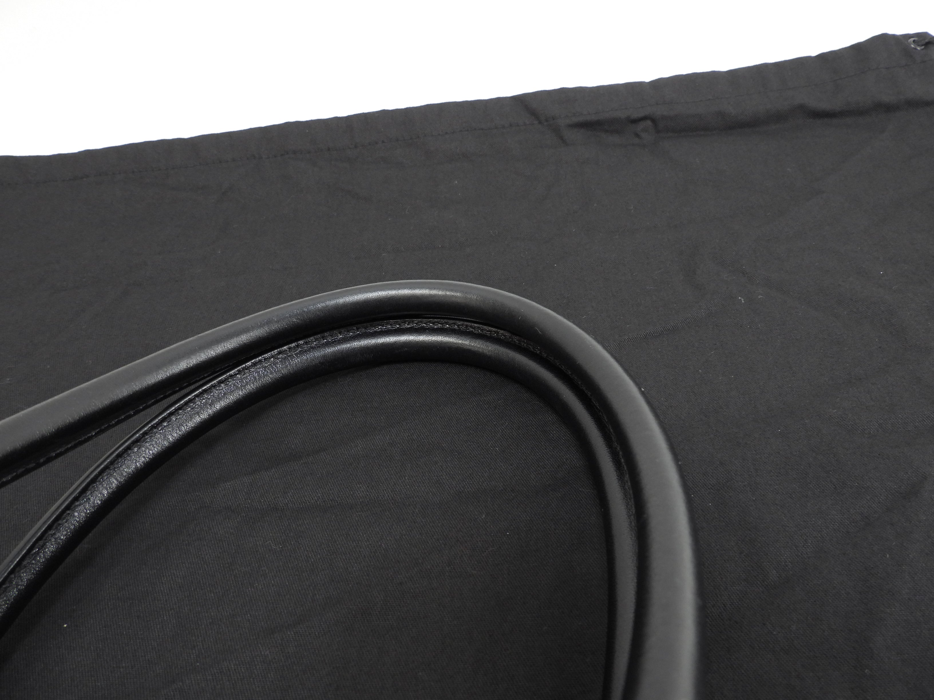Saint Laurent Borsa Tote Piccola Rive Gauche in Pelle Nera Borsa a mano YSL Usata in Ottime Condizioni@GNR686266-0722