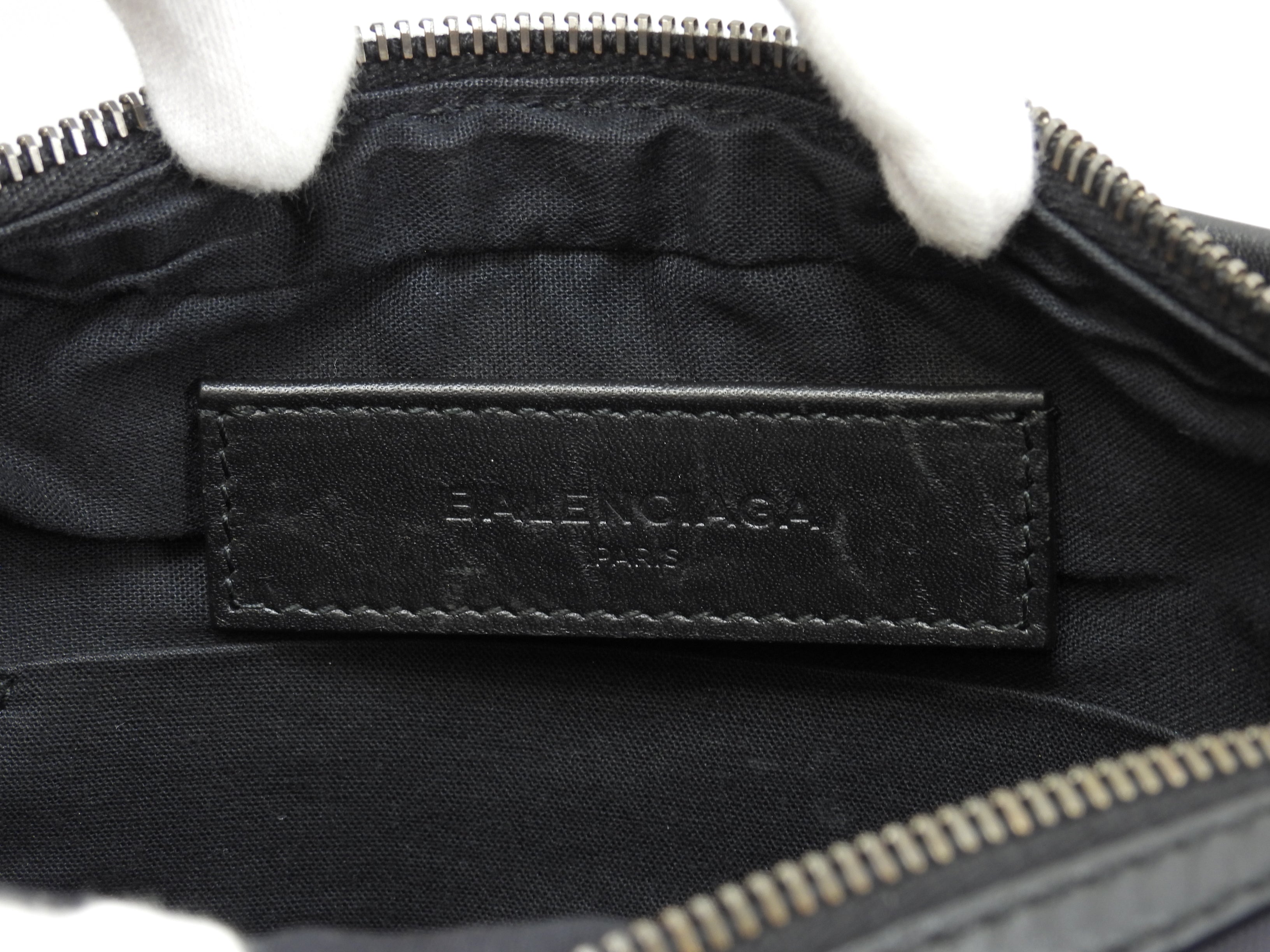 Balenciaga Marsupio Explorer nylon nero con logo bianco @ 7