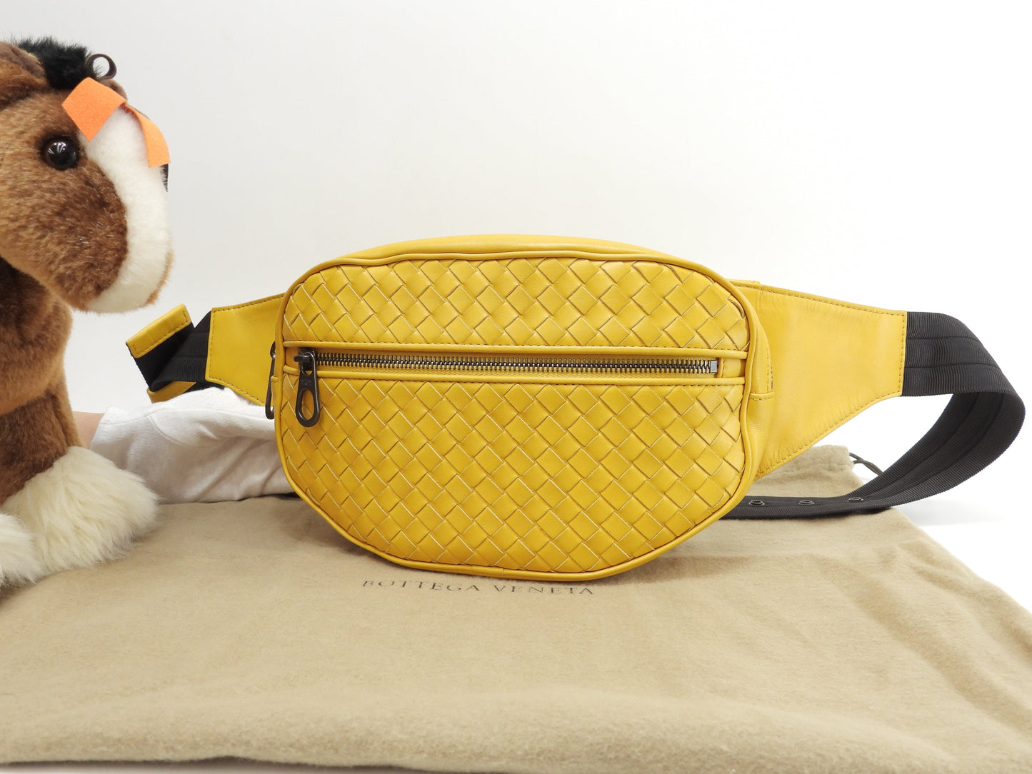 Bottega Veneta marsupio Intrecciato pelle gialla, marsupio in ottime condizioni @B07266625S