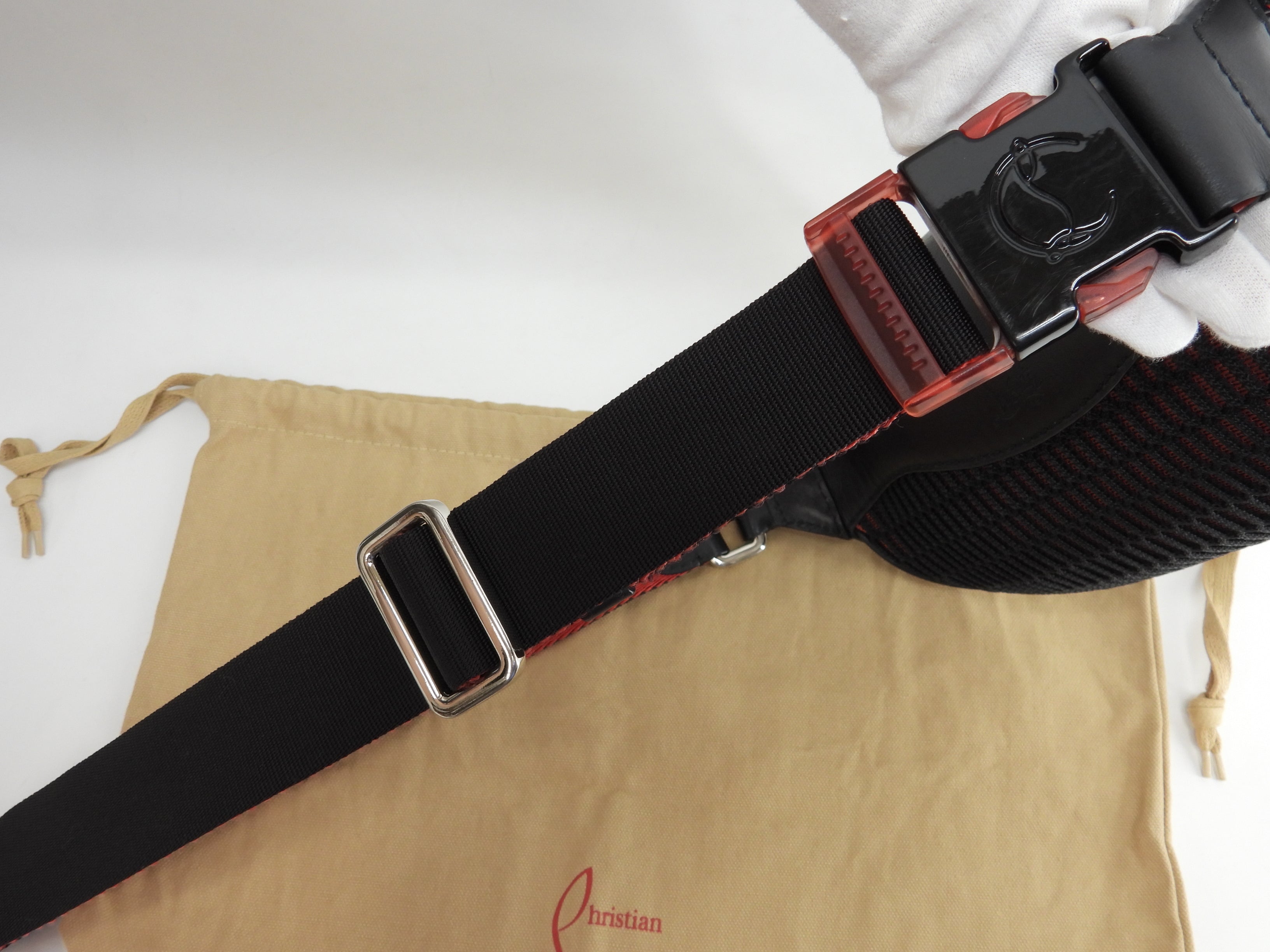 Christian Louboutin borsa a tracolla MarieJane in pelle nera e rossa @2