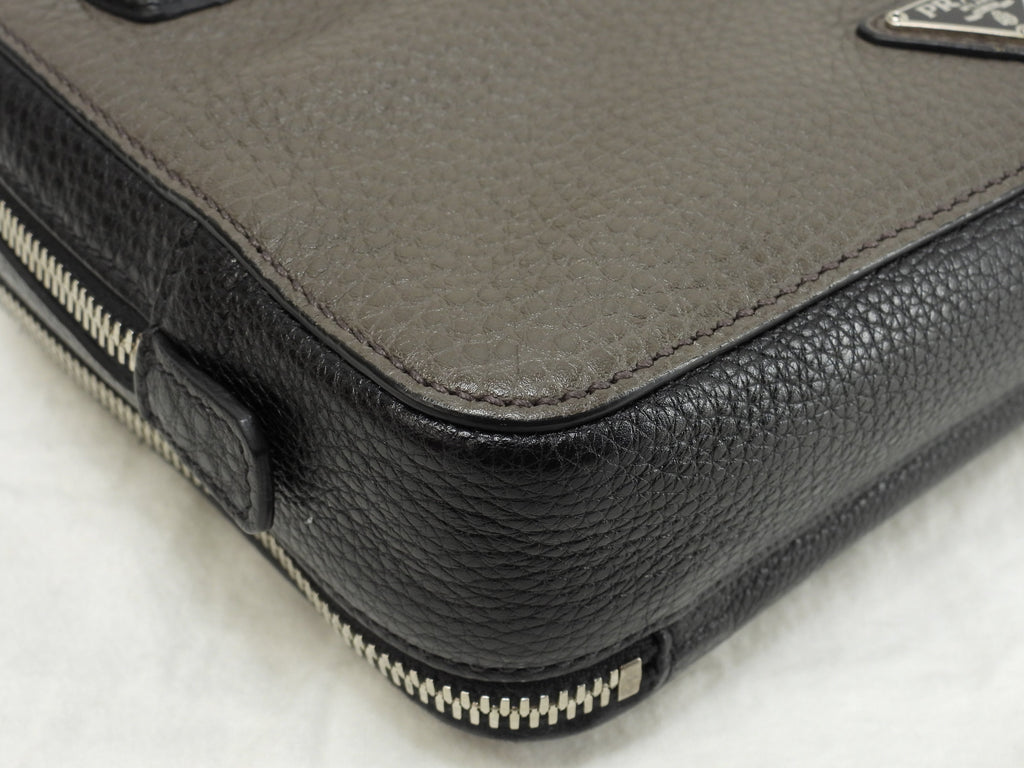 Prada borsetta uomo in pelle grigio/nero, portafoglio a pochette, clutch, ottime condizioni @31/F