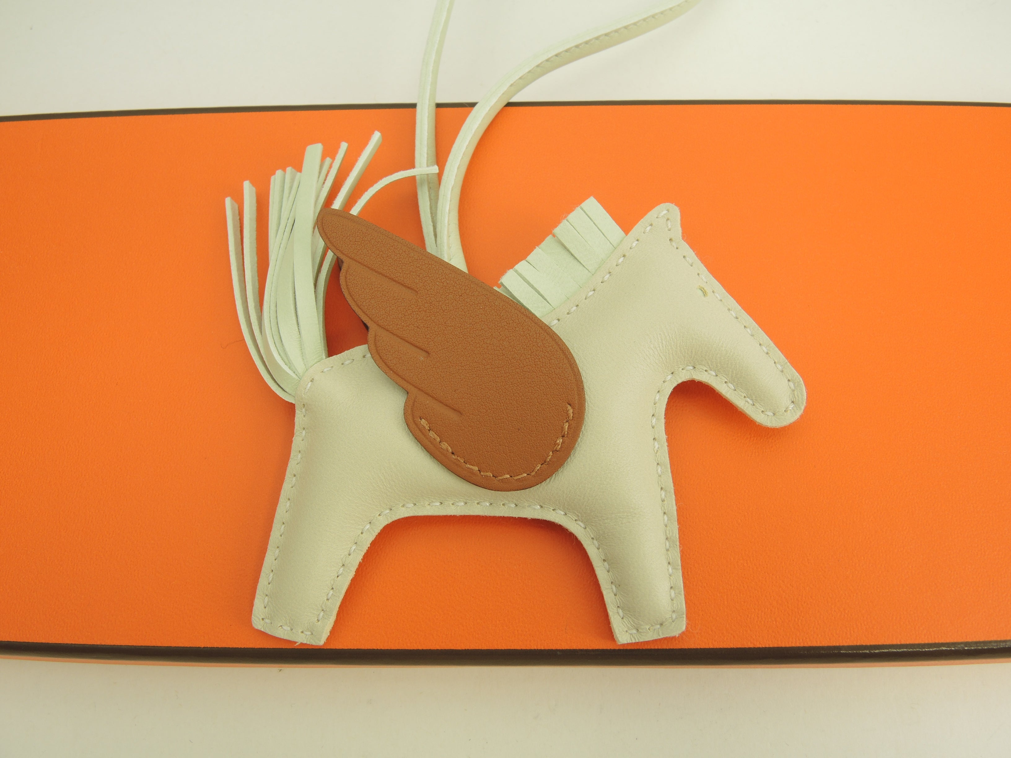 Hermès Rodeo PM Pegaso Agneau Milo Kure Chagreen Charm per borsa Nuovo@B