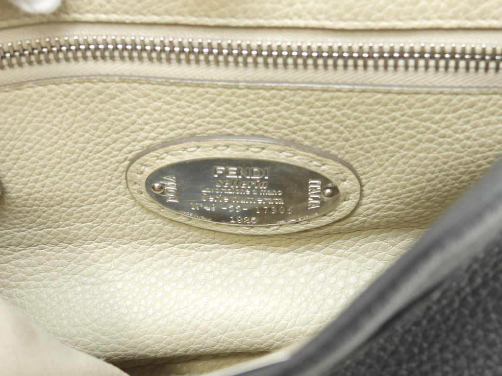 Fendi Peekaboo Regular in pelle Selleria grigia, borsa a mano con tracolla, condizioni eccellenti@ 17