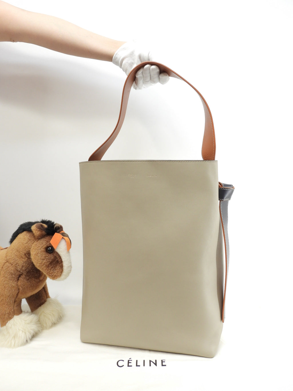 Celine Twisted Cabas in pelle grigio-bianca Borsa a spalla Hobo @U-CU-1116