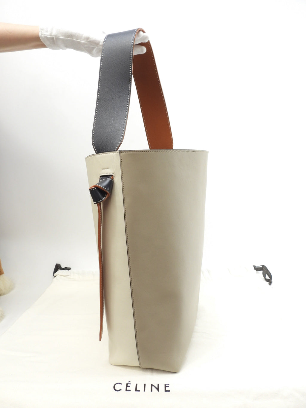 Celine Twisted Cabas in pelle grigio-bianca Borsa a spalla Hobo @U-CU-1116