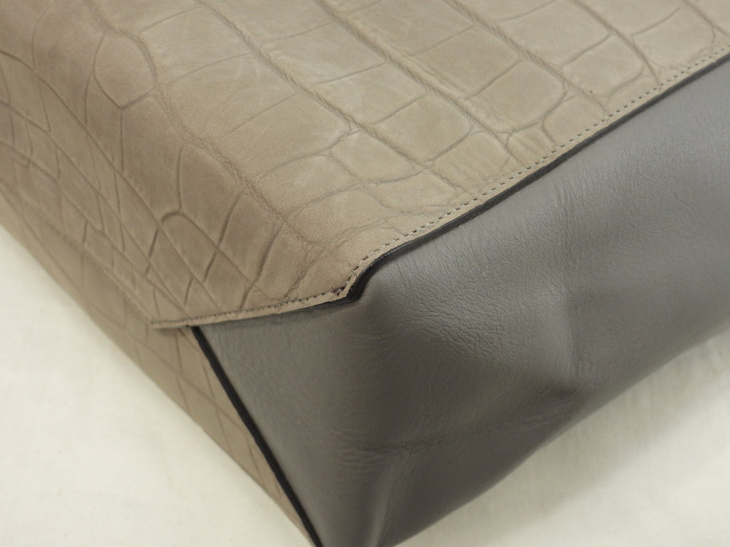 Celine Cabas Phantom Small borsa tote a tracolla in pelle goffrata coccodrillo grigia @F-PA-0162
