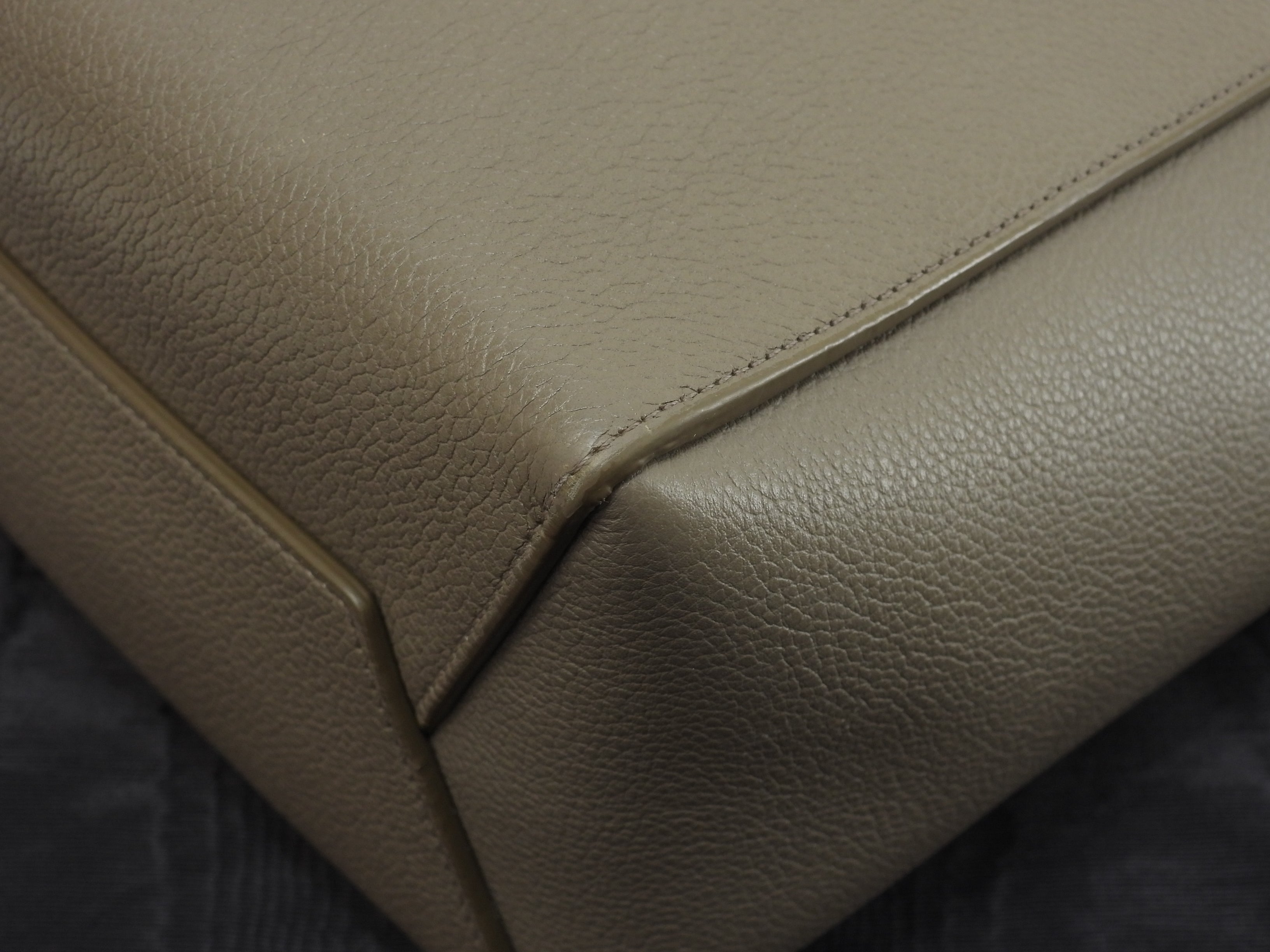 Celine Sangle Bucket Small in pelle color talpa Borsa a spalla@W-AN-2201