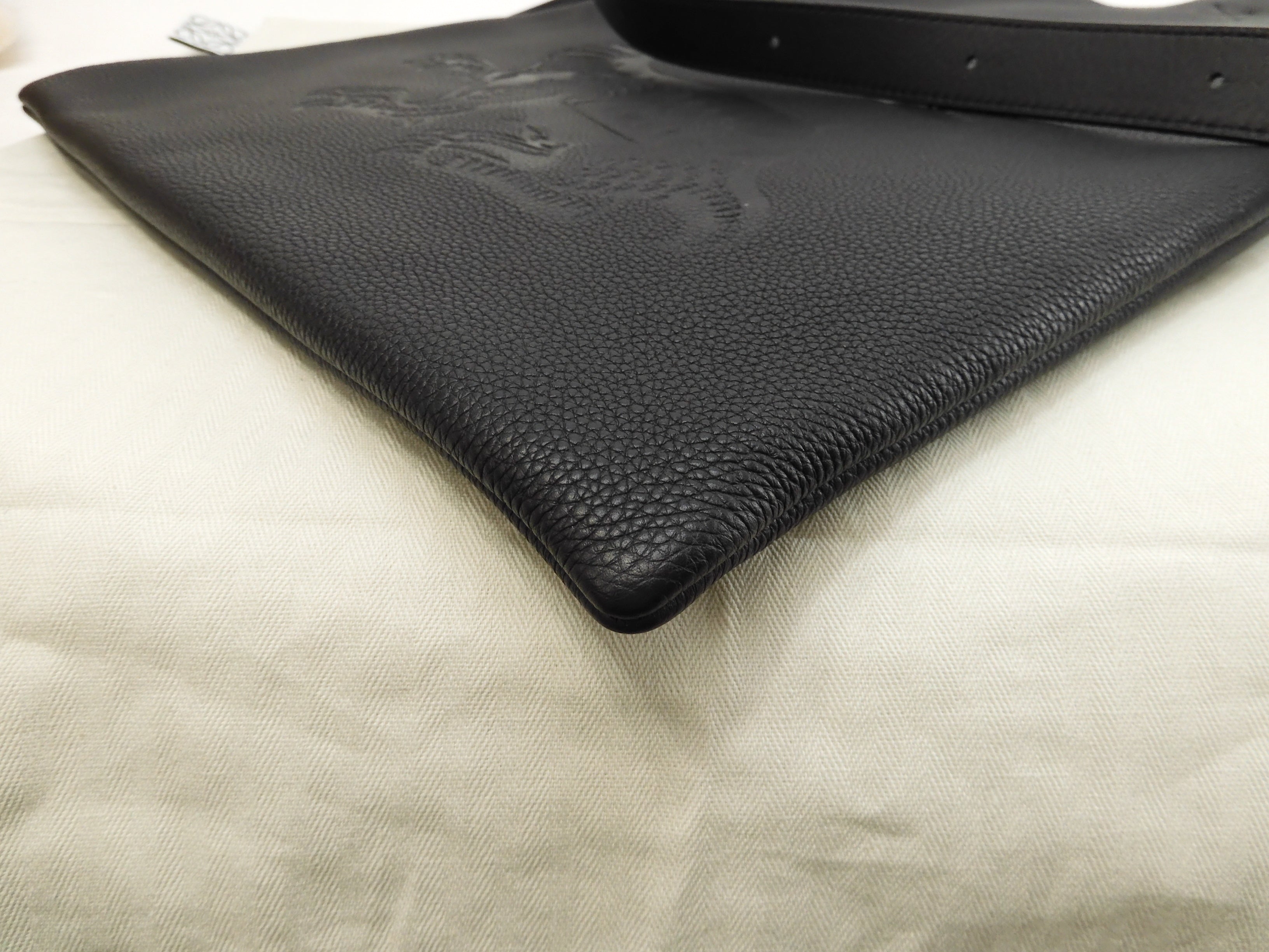 Loewe Borsa Tote Dragon in pelle nera Borsa a tracolla da uomo Come nuova@261941
