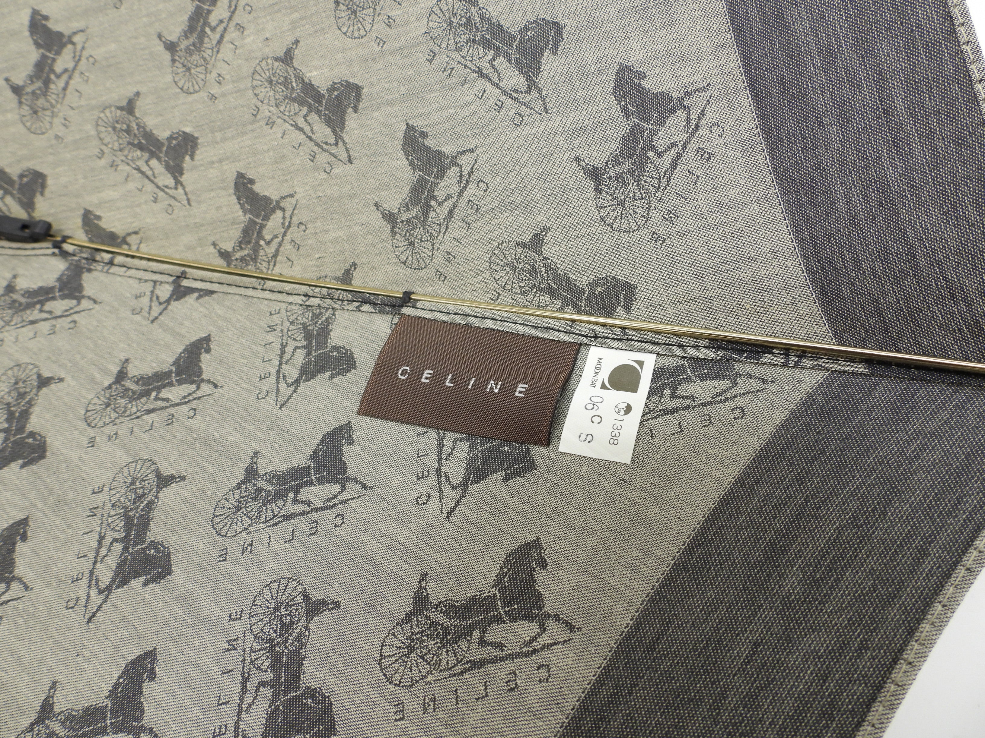 Celine, ombrello pieghevole da sole, motivo carrozza, grigio, parasole, vintage, in ottime condizioni @ 1