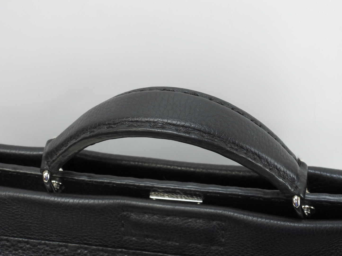 Fendi Peekaboo grande in pelle Selleria nera da uomo, borsa a mano, borsa da lavoro, condizioni eccellenti@ 20
