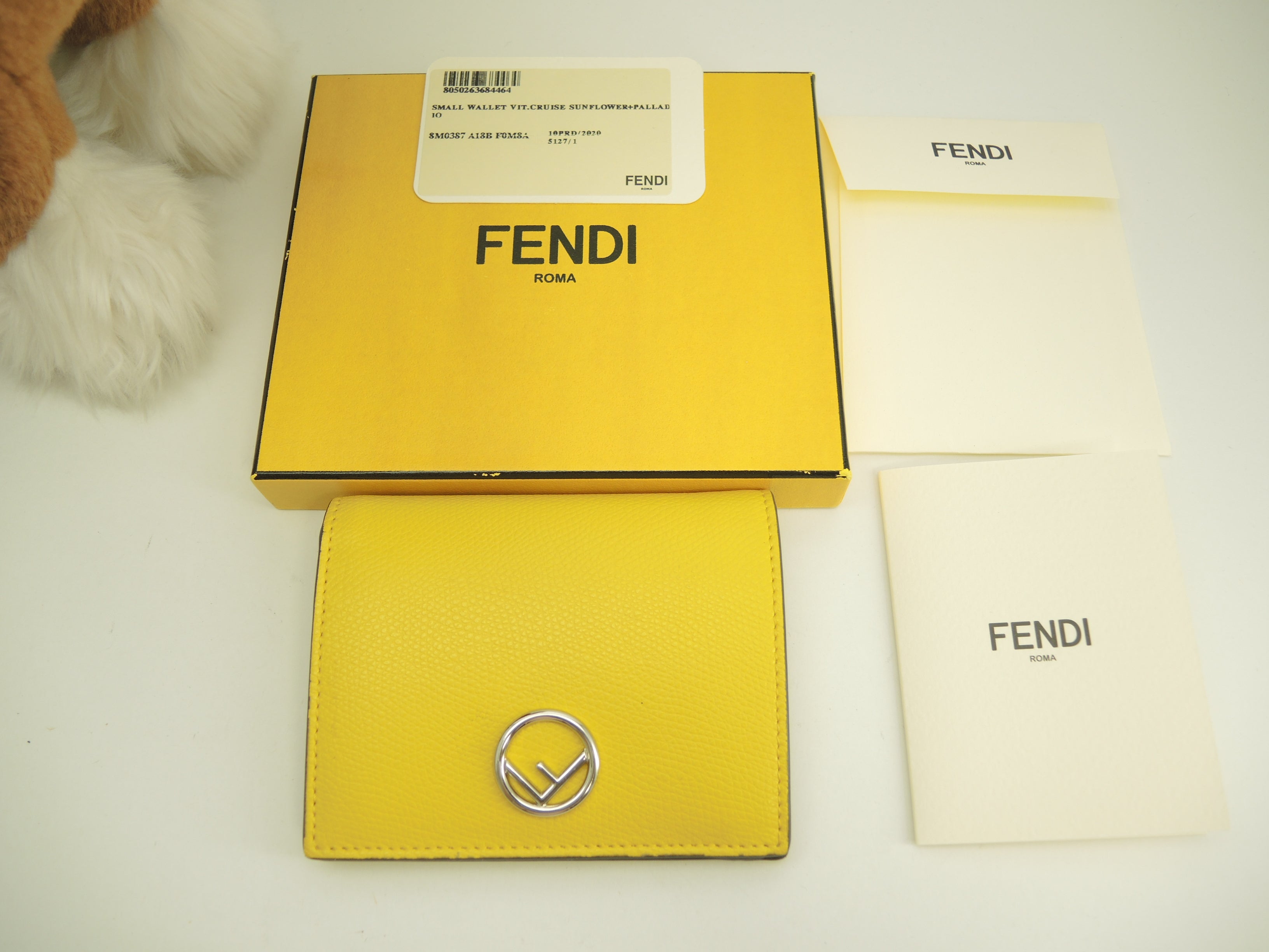 Fendi Compact Wallet F is Fendi in pelle gialla, portafoglio a due ante, come nuovo@ 7