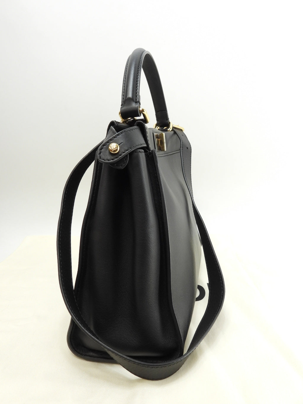 Fendi Peekaboo Regular in pelle liscia nera, borsa a mano con tracolla, ottime condizioni, @ 14