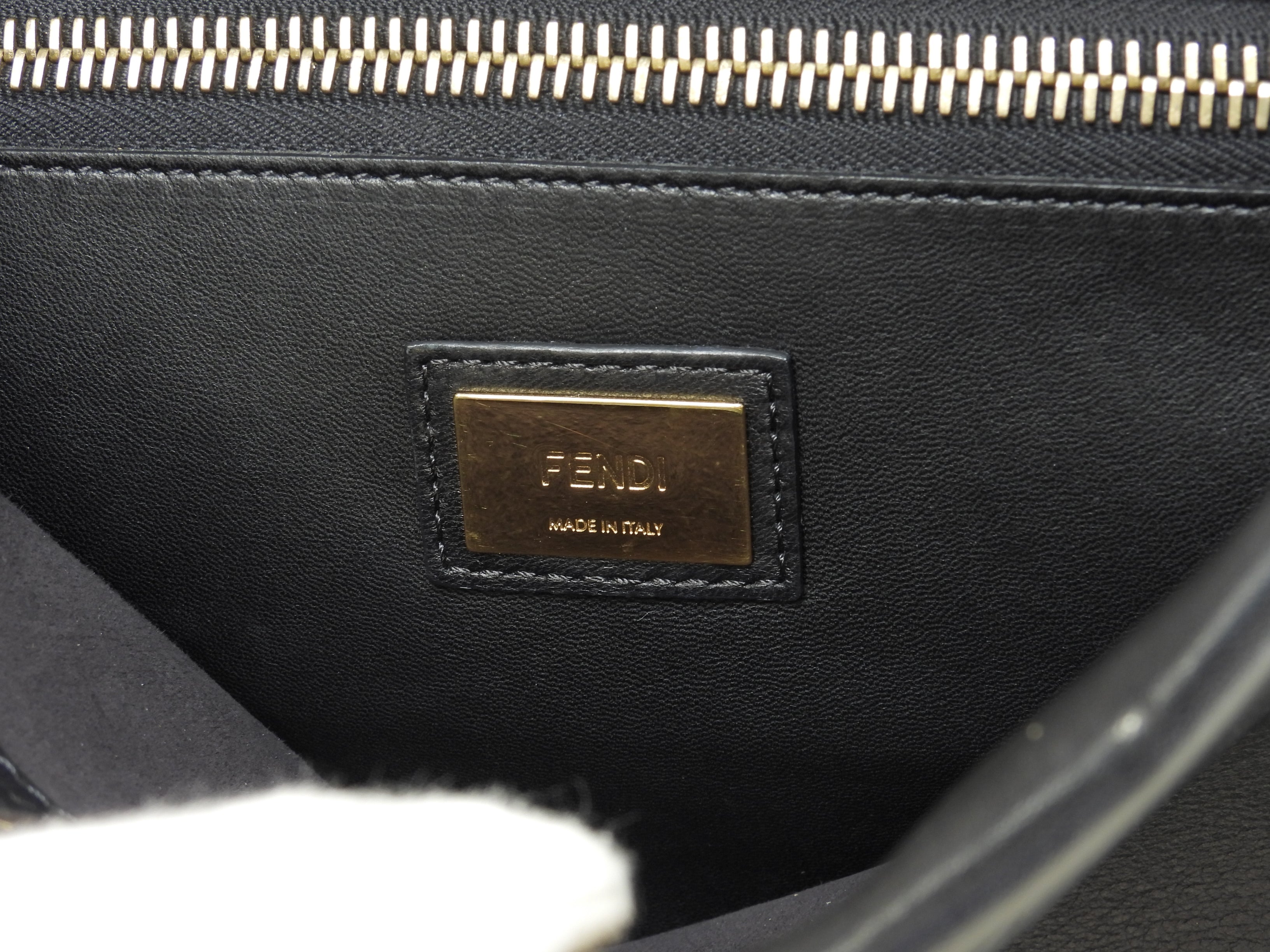 Fendi Peekaboo Regular in pelle liscia nera, borsa a mano con tracolla, ottime condizioni, @ 14